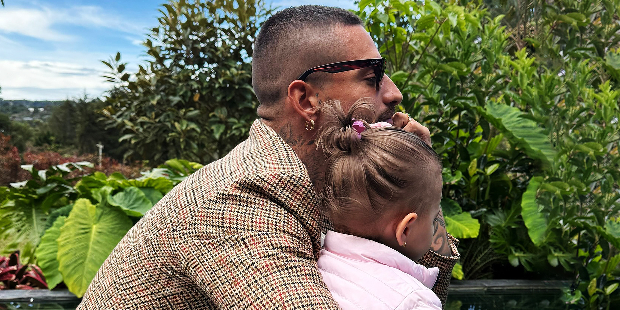Maluma con su hija. | Foto: instagram.com/maluma