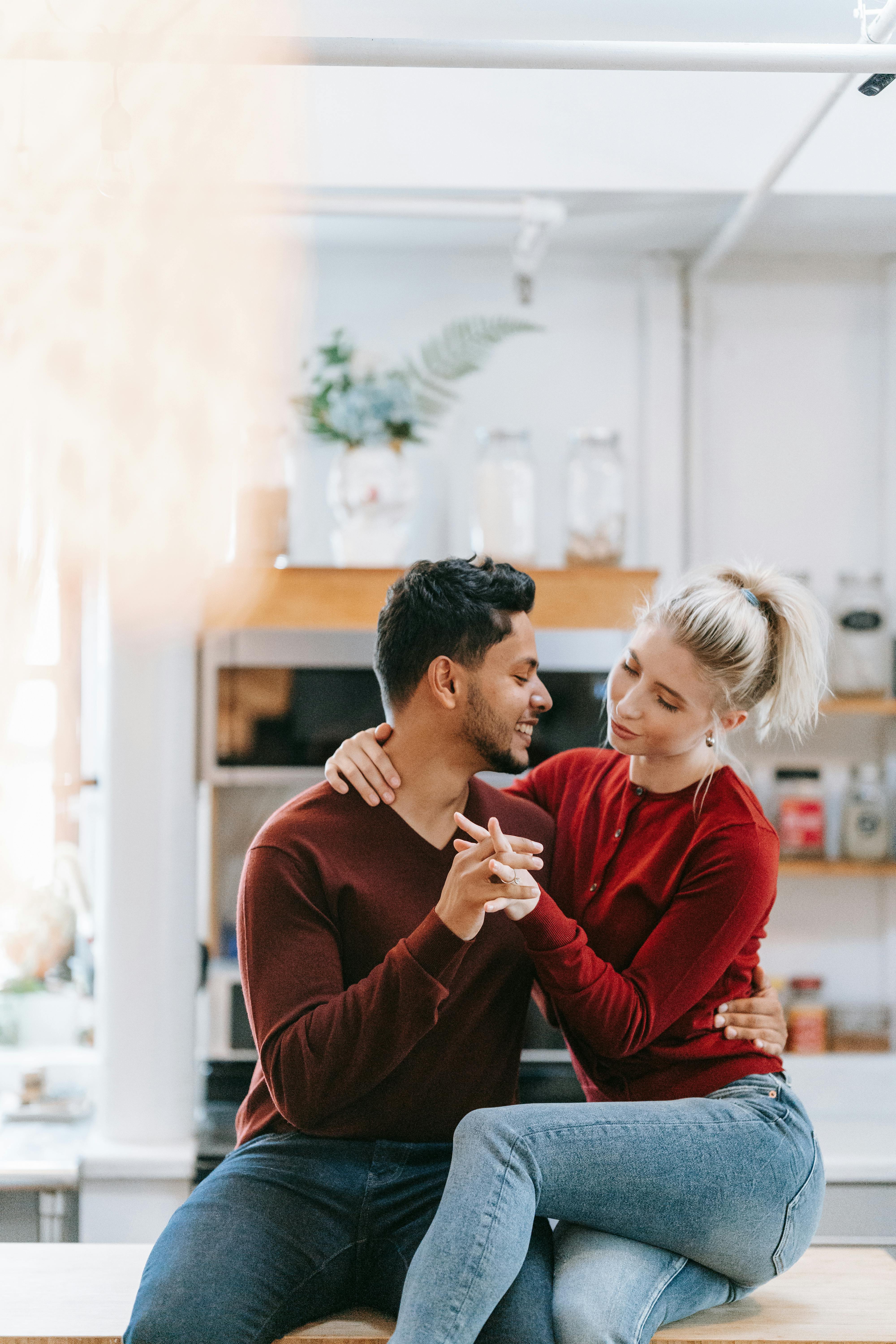 Una pareja creando lazos | Fuente: Pexels