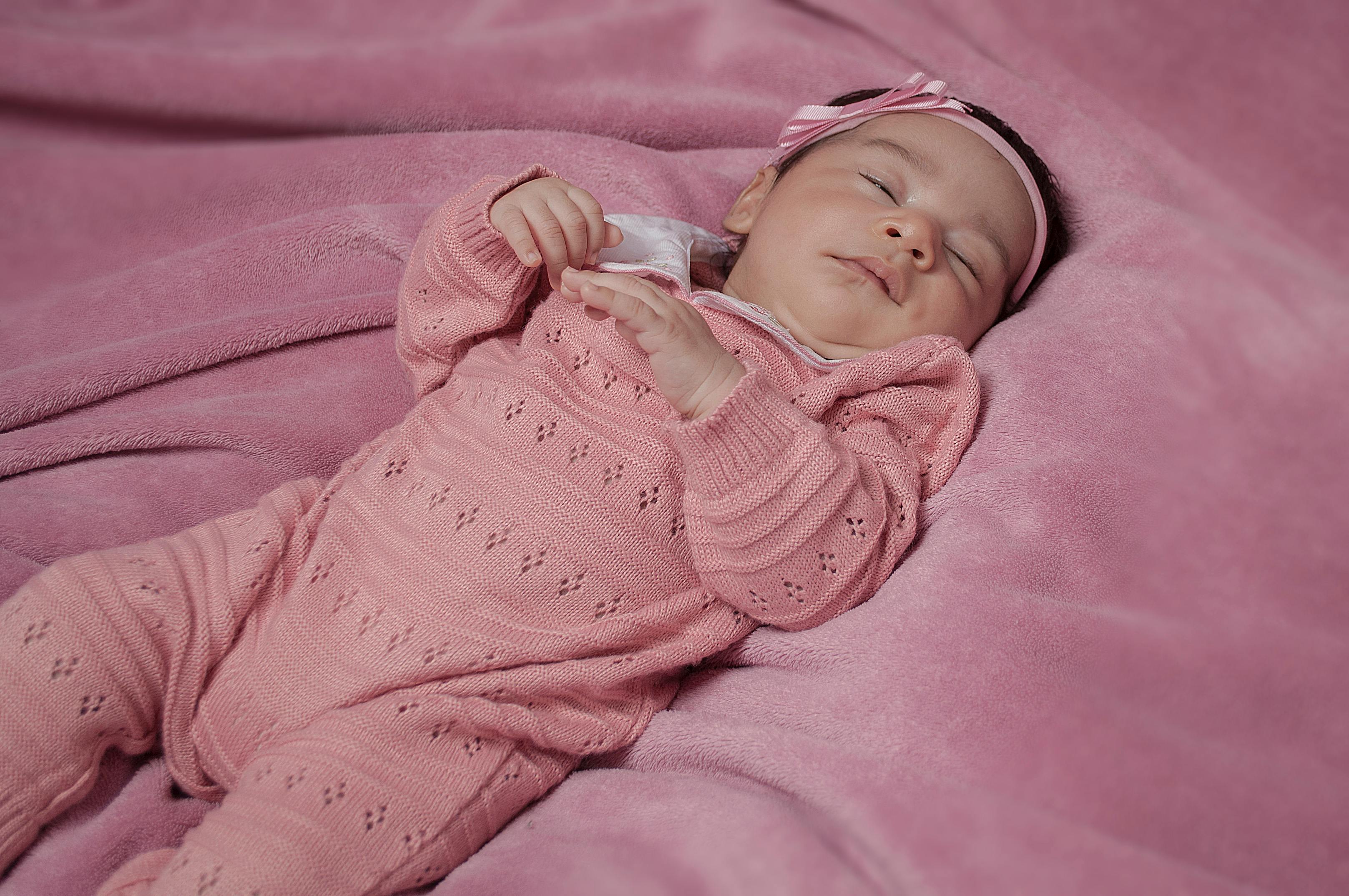 Una niña durmiendo | Fuente: Pexels