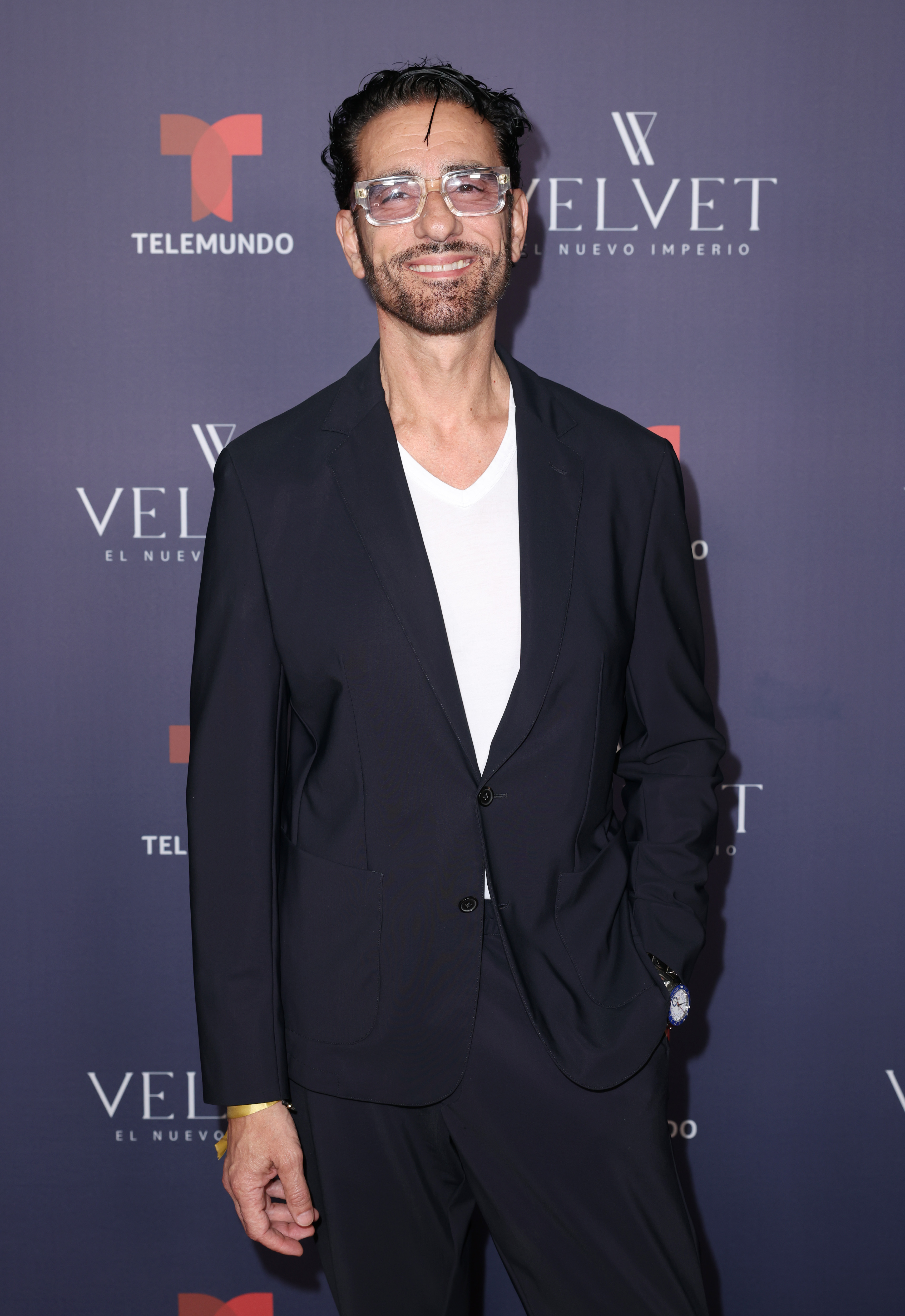 Miguel Varoni asiste al estreno de alfombra roja de 'Velvet: El Nuevo Imperio' en Telemundo Center el 8 de mayo de 2025 en Doral, Florida. | Fuente: Getty Images.