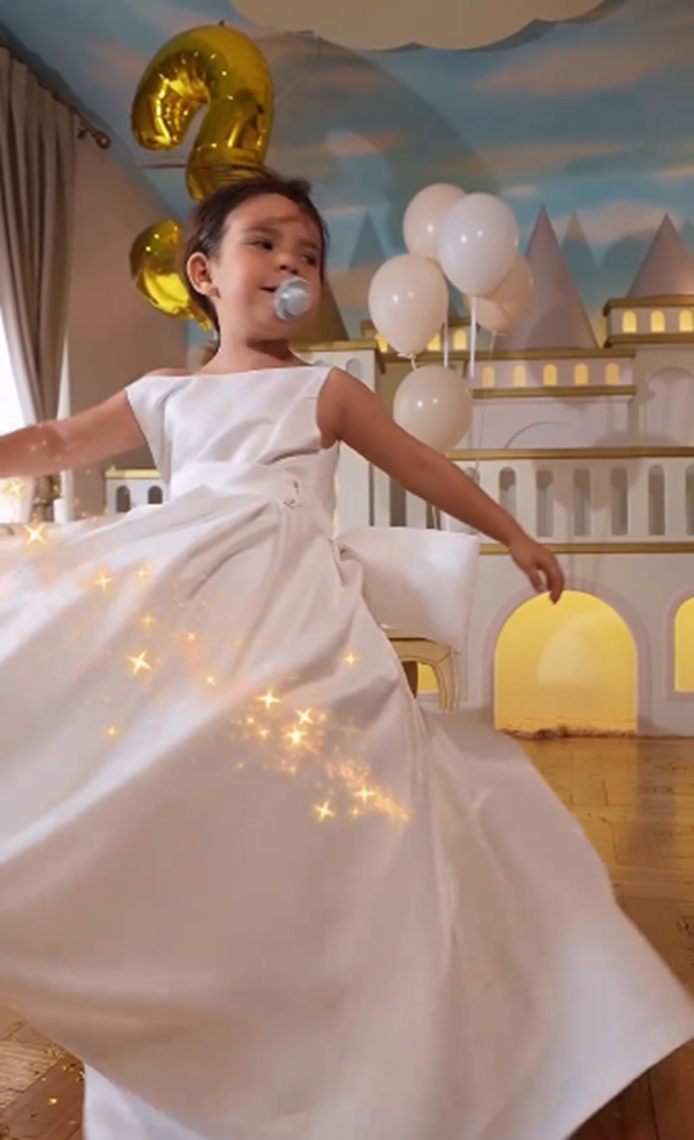 La hija de Barby Franco y Fernando Burlando celebrando sus cumpleaños número 3 | Fuente: Instagram/barbaritafranco21