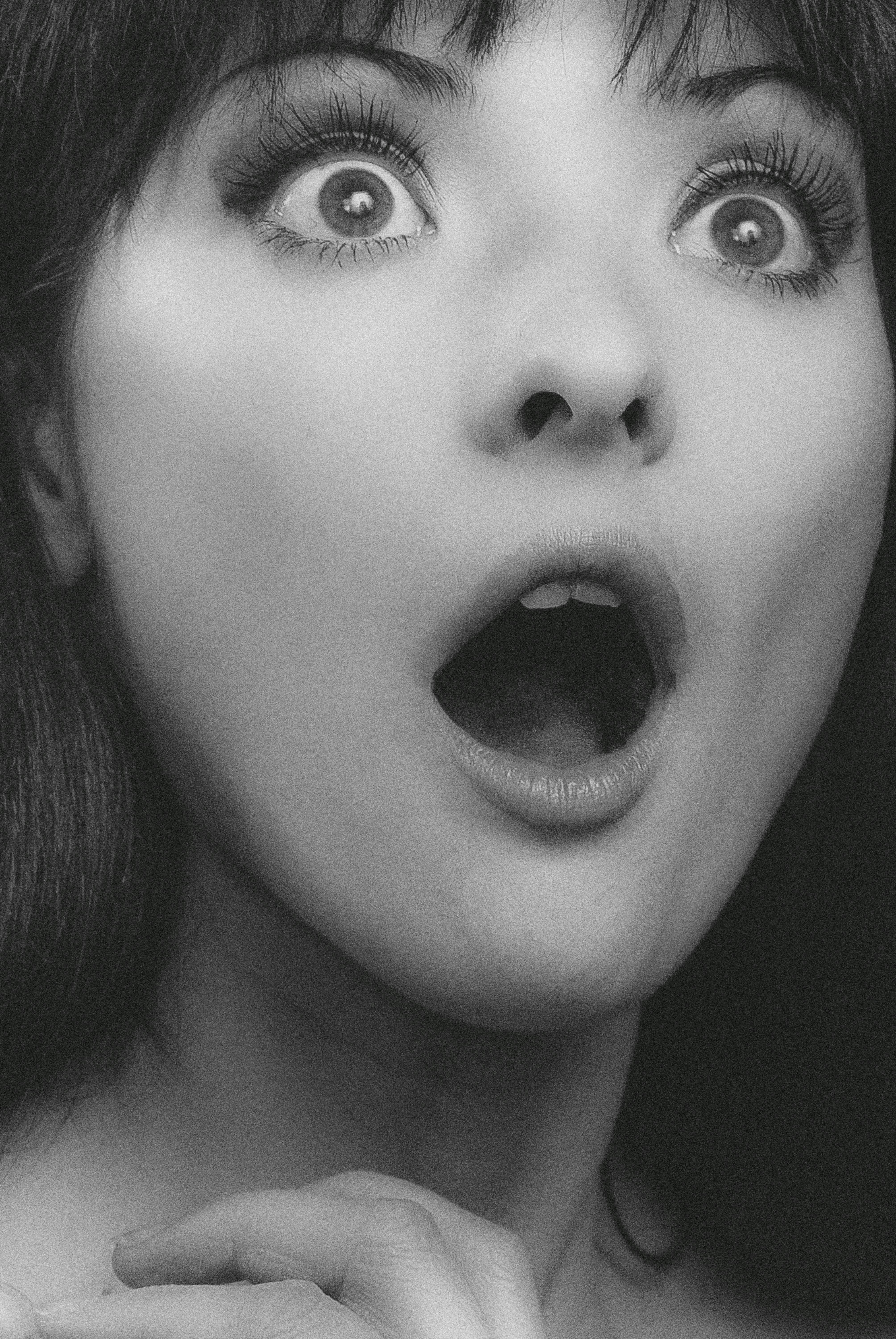 Una mujer conmocionada | Fuente: Pexels