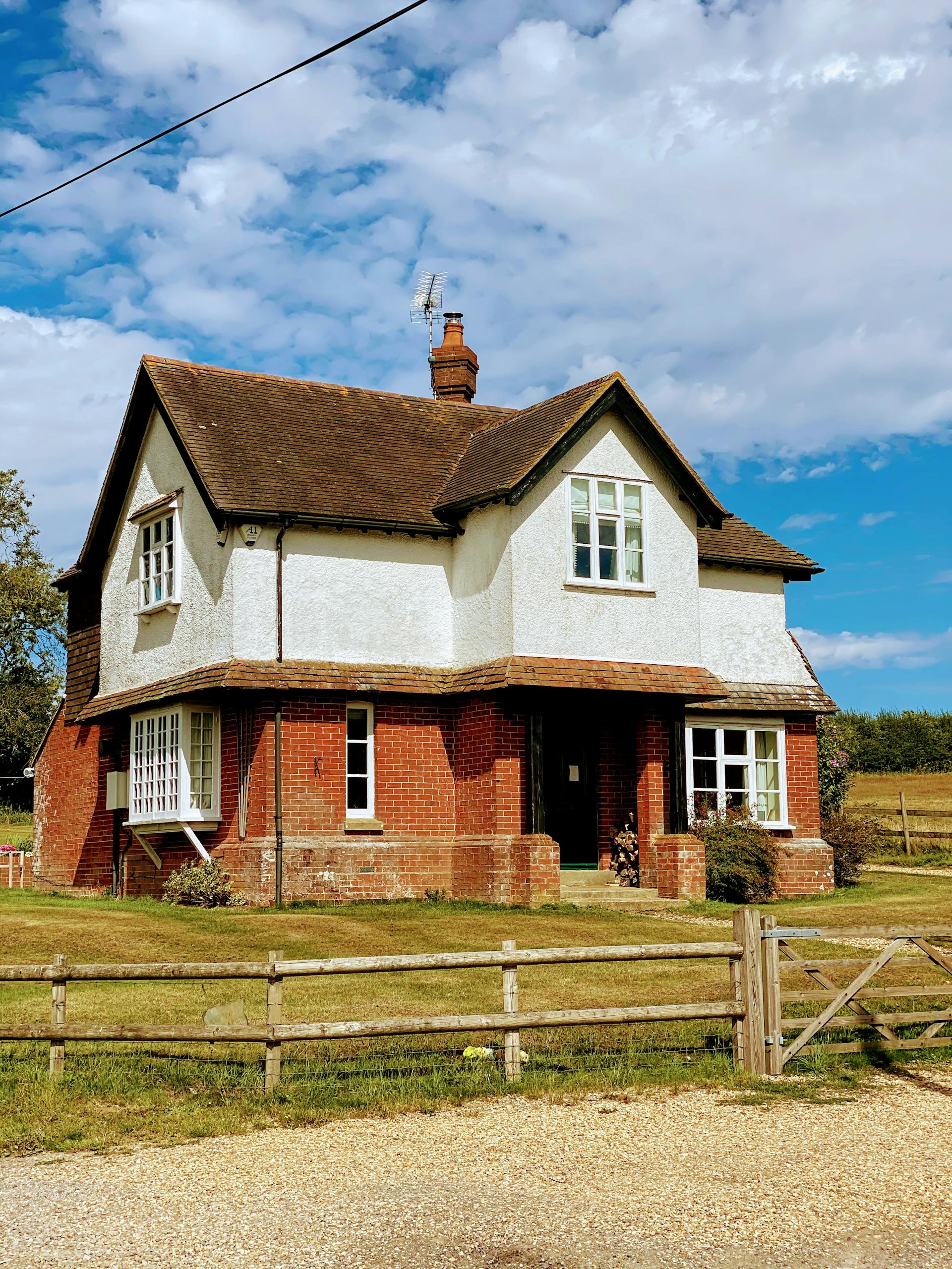 Una casa en el campo | Fuente: Pexels