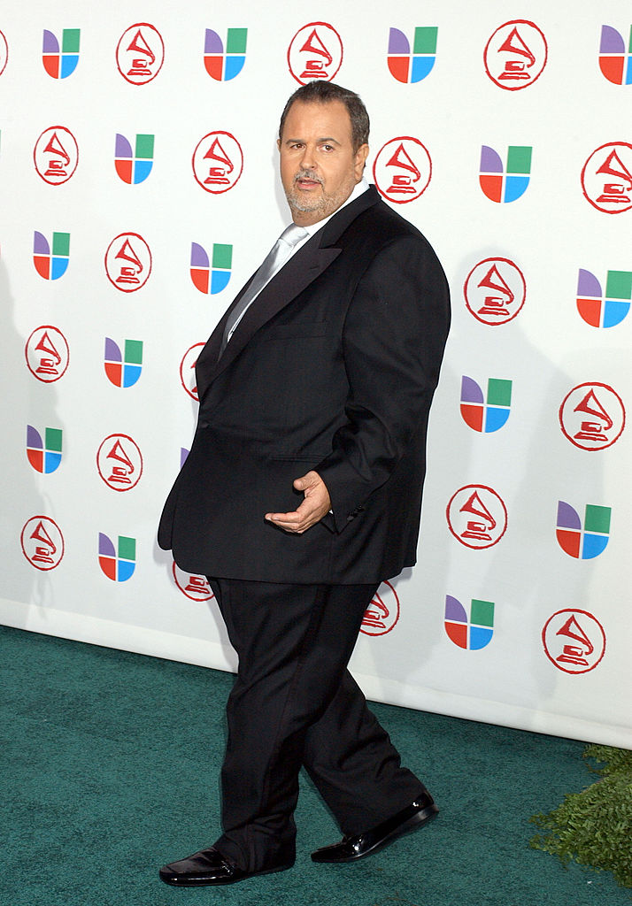 Raul de Molina durante la llegada a la sexta entrega anual de los Latin GRAMMY Awards en el Shrine Auditorium en Los Ángeles, California, Estados Unidos, en 2011. | Fuente: Getty Images