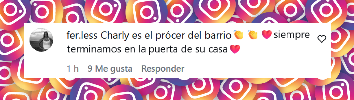 Comentario de una persona sobre el video de Charly García filmando a una multitud desde el balcón del lugar donde celebró su cumpleaños | Fuente: Instagram/infobae
