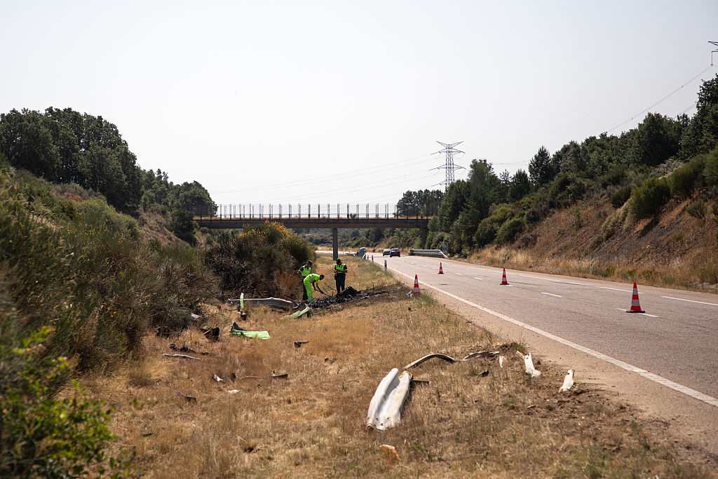 Vista del accidente de tráfico en el que perdió la vida el jugador portugués del Liverpool, Diogo Jota, en Zamora, España, el 3 de julio de 2025. | Foto: Getty Images