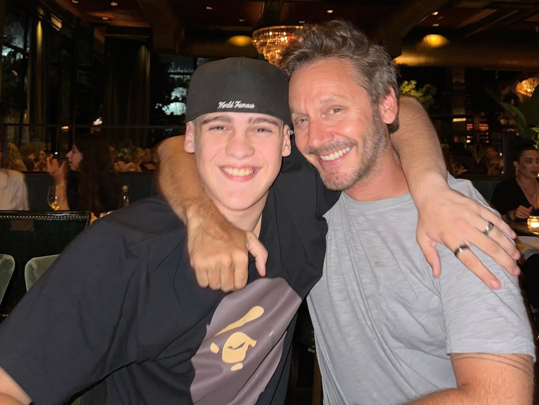 Bautista Vicuña, hijo de Pampita Ardohain y Benjamín Vicuña, durante su adolescencia | Fuente: Instagram/benjaminvicuna.ok