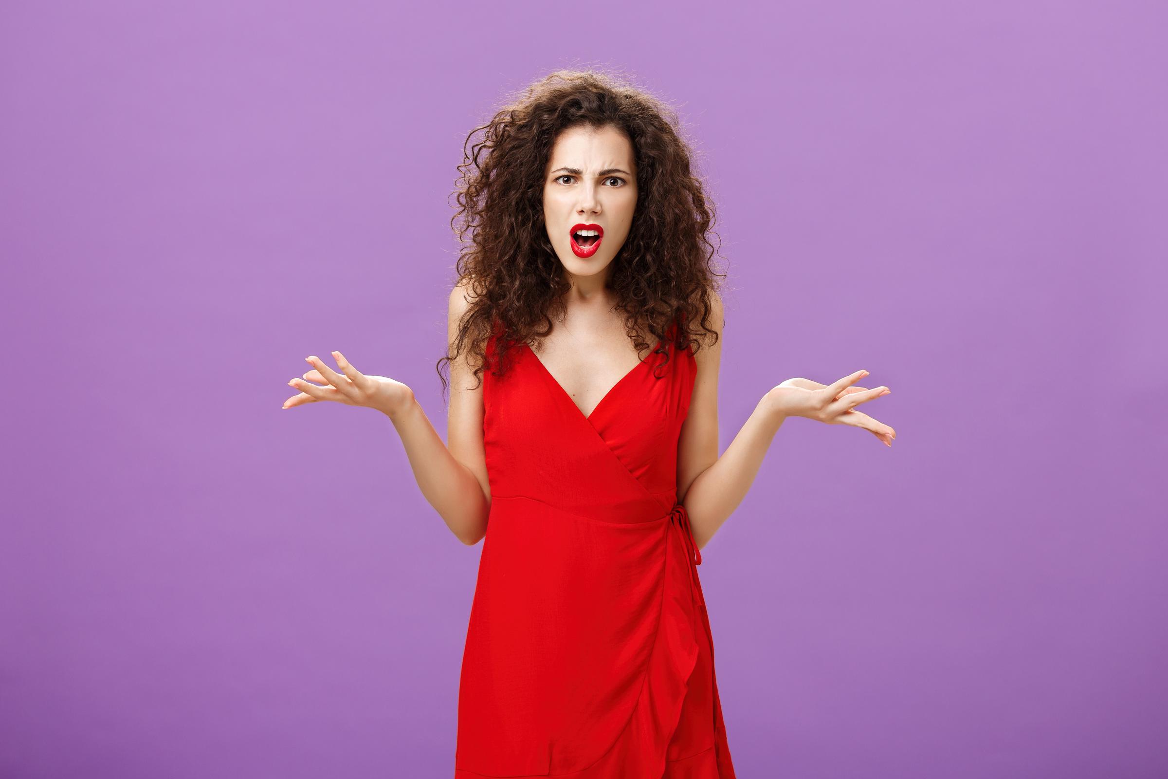 Una mujer conmocionada | Fuente: Freepik