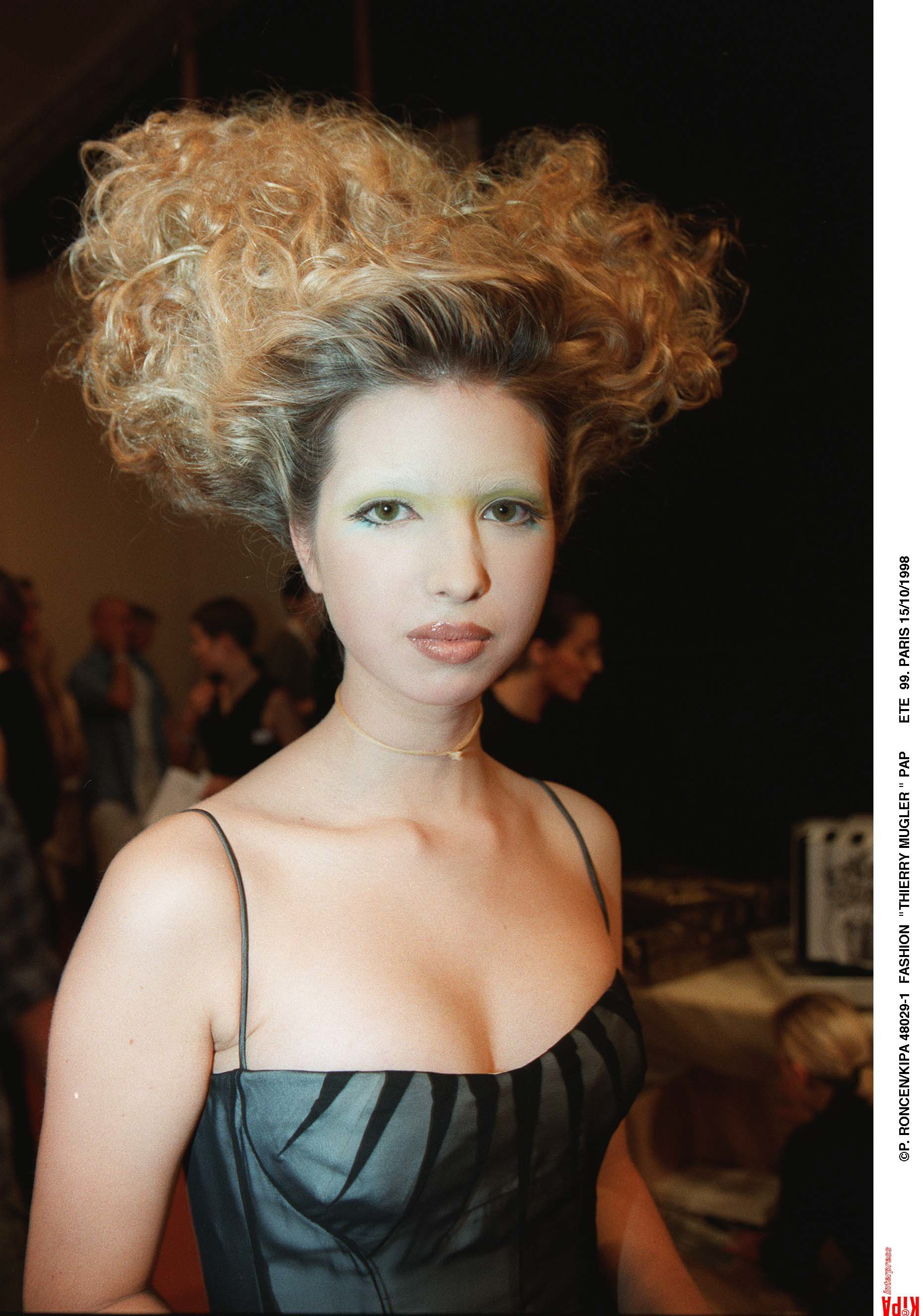 Ivanka Trump en el desfile de moda primavera/verano de Thierry Mugler el 15 de enero de 1998 | Fuente: Getty Images