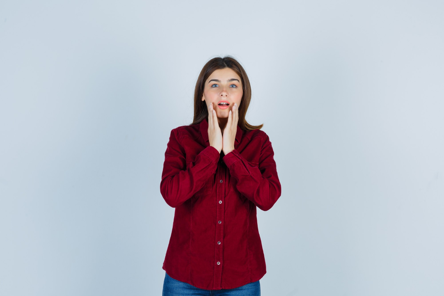 Una mujer conmocionada | Fuente: Freepik