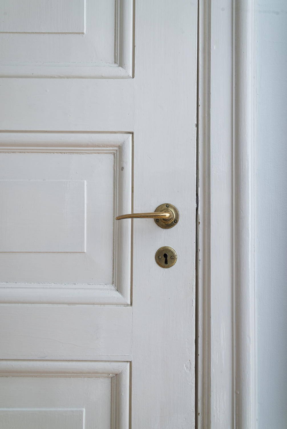 Uma porta fechada | Fonte: Freepik