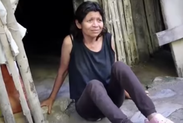 Doña Lety denunció a Jaime Toral, por presuntamente mantenerla retenida en contra de su voluntad. | Fuente: Youtube/EXCELSIOR.