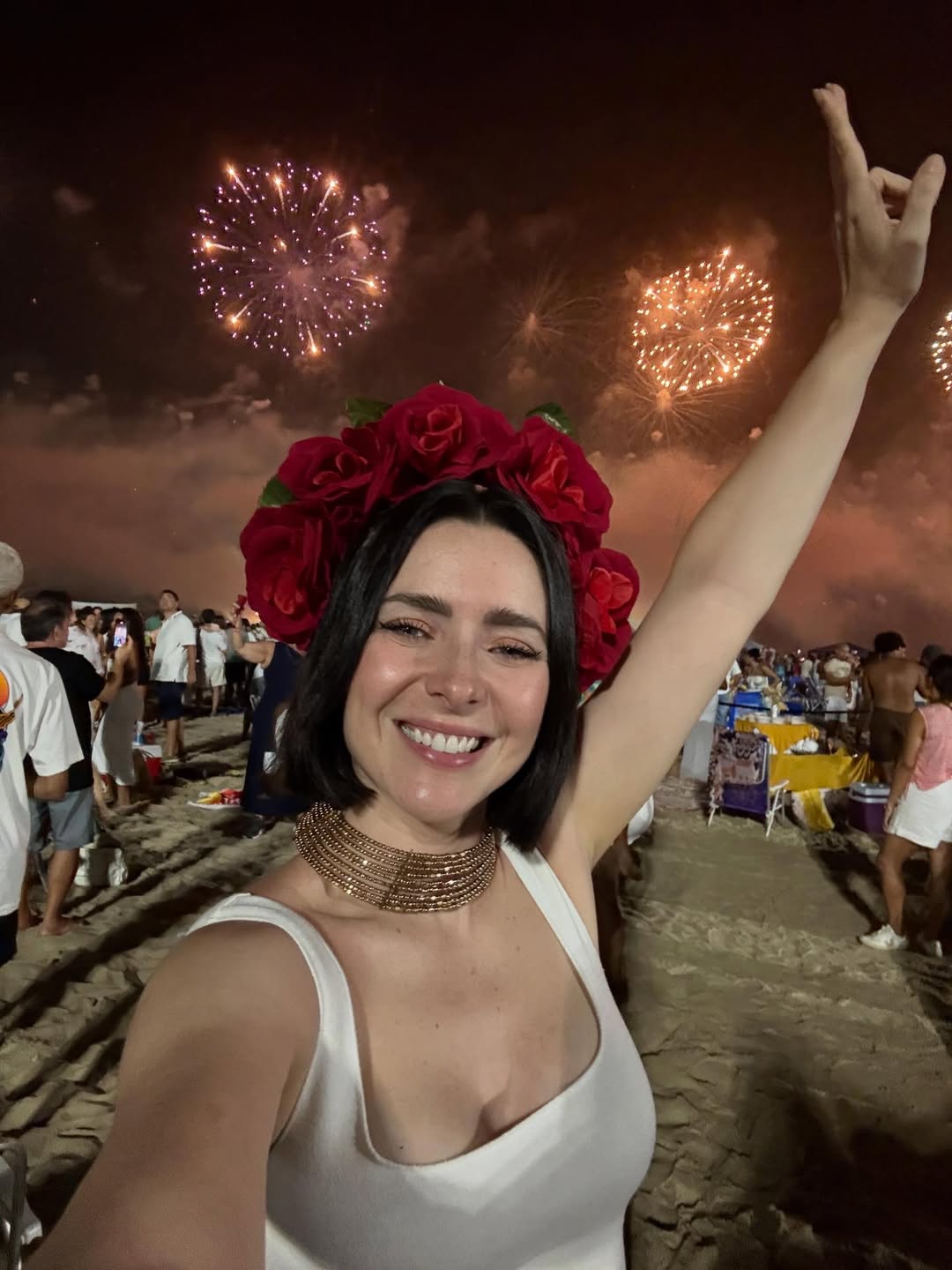 Ariadne Díaz durante la celebración del Año Nuevo 2026 en Brasil | Fuente: Instagram/ariadne