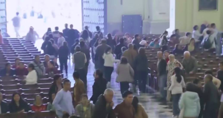 Evacuación en la Catedral de Lima. | Foto: TikTok/@foxnews