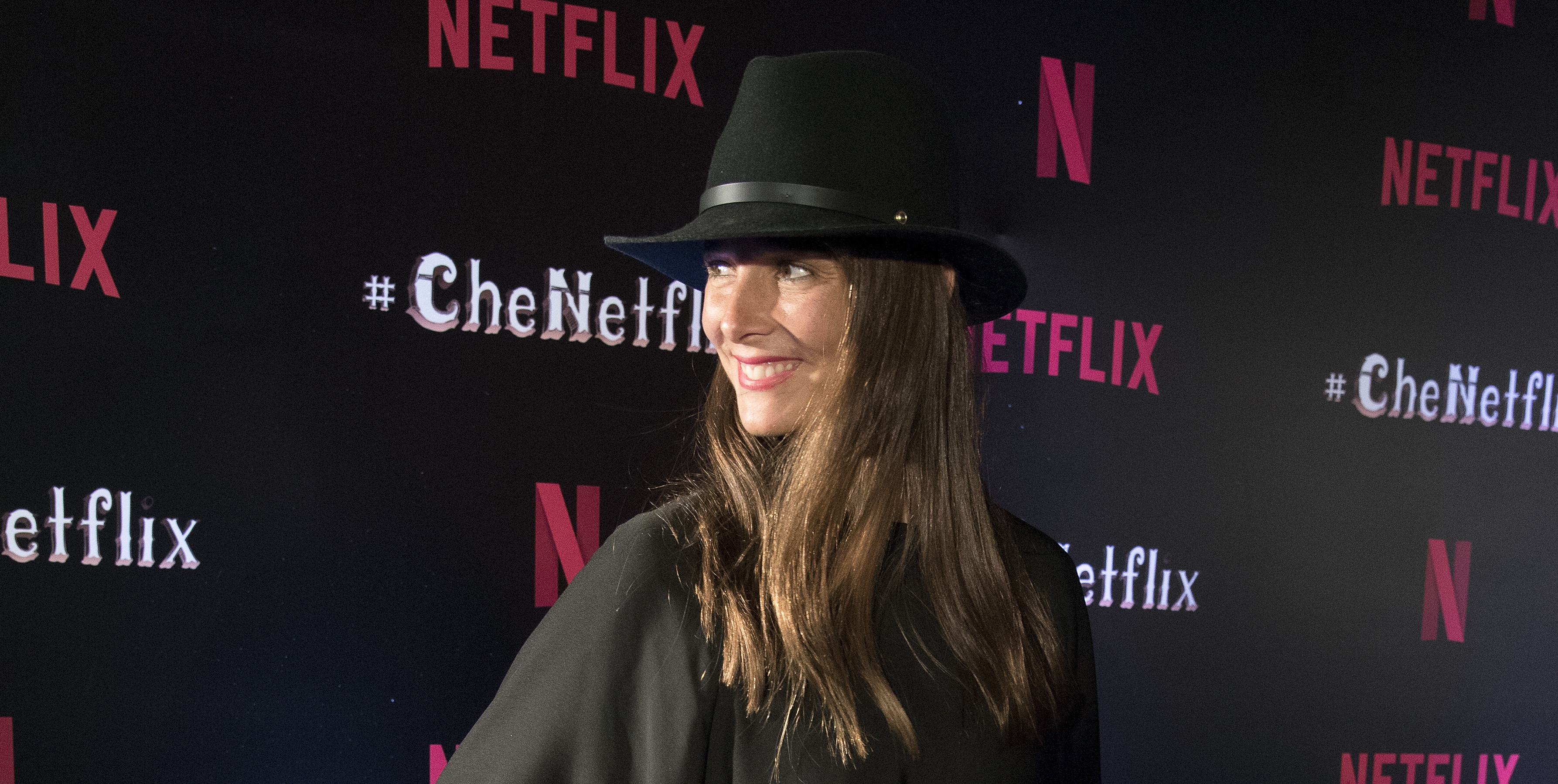 Juana Viale asiste a la alfombra roja de 'Che Netflix' en el Hotel Four Seasons el 7 de noviembre de 2017 en Buenos Aires, Argentina. | Fuente: Getty Images