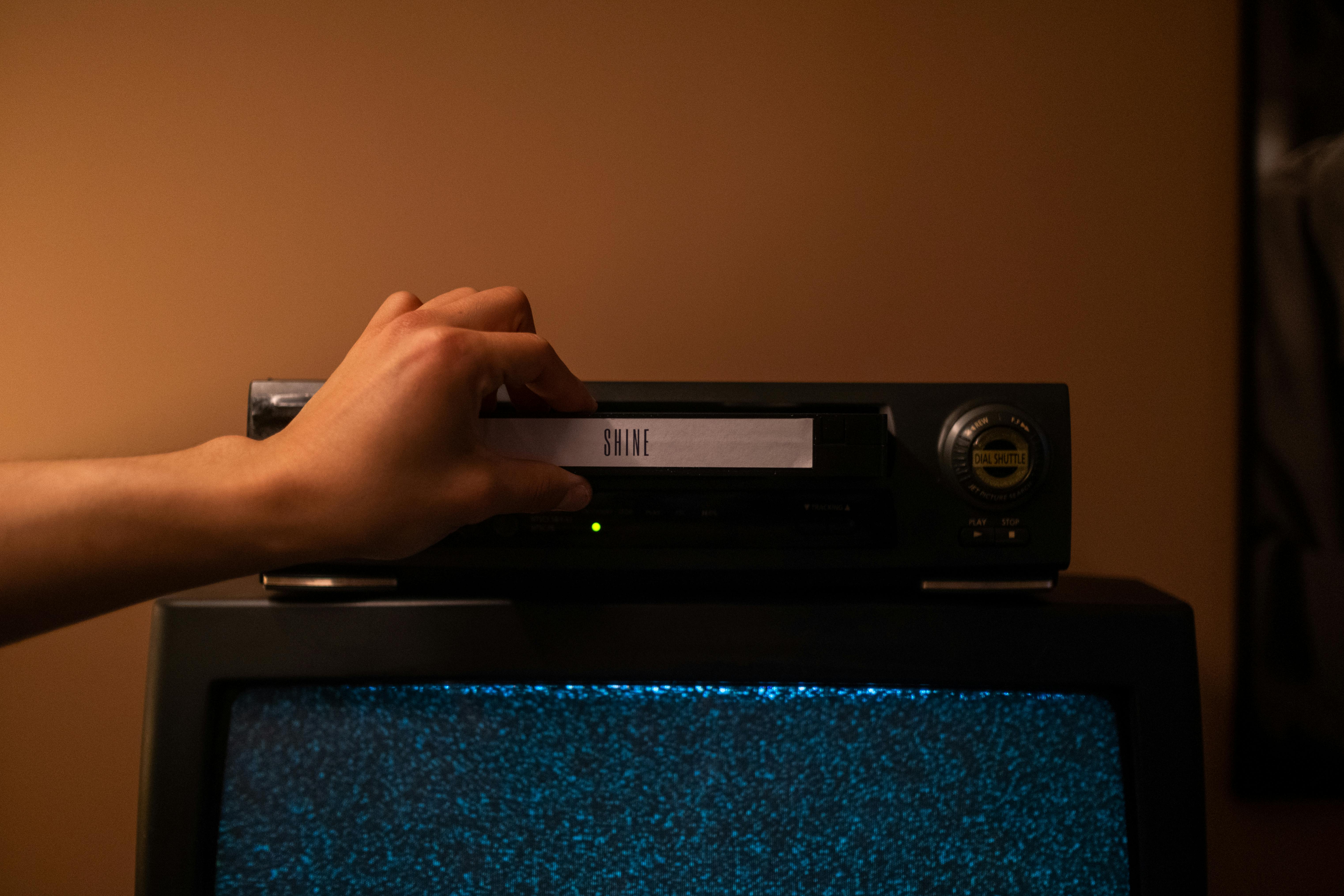 Una cinta VHS | Fuente: Pexels