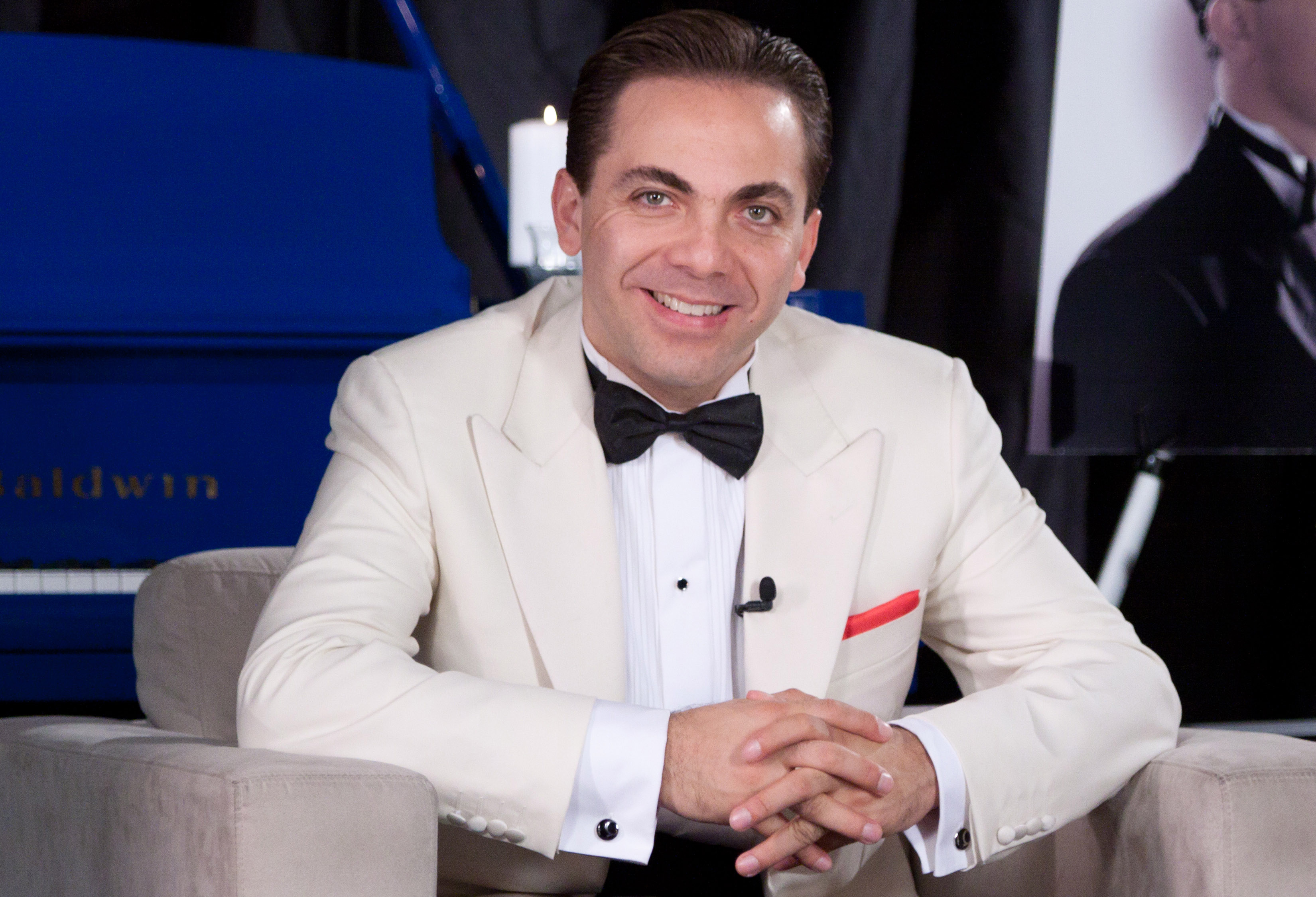 Cristian Castro presenta su nuevo CD “Viva El Príncipe” en Gibson Guitar Miami Showroom el 15 de noviembre de 2010 en Miami, Florida. | Fuente: Getty Images