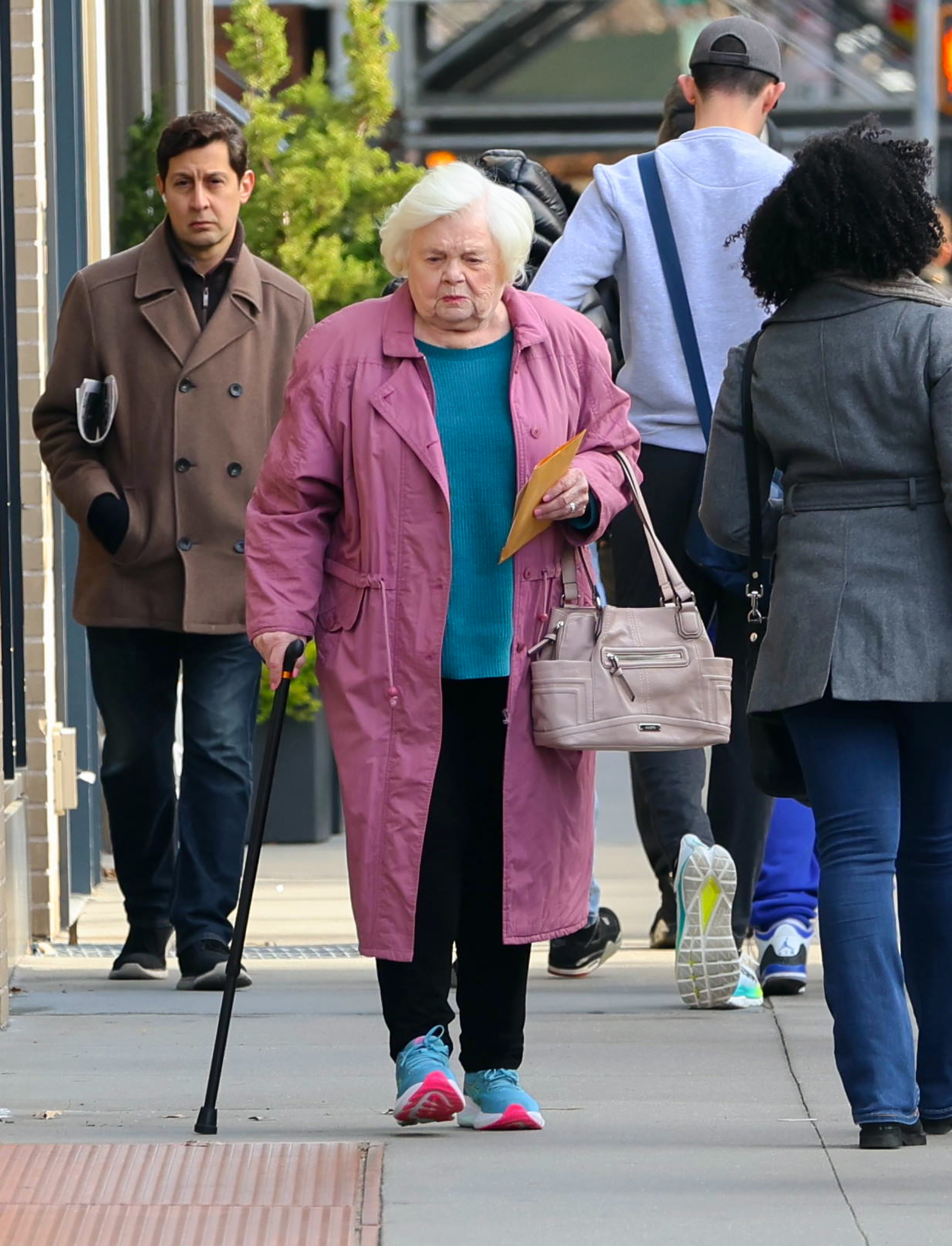 June Squibb aparece el 18 de marzo de 2024 en Nueva York | Fuente: Getty Images