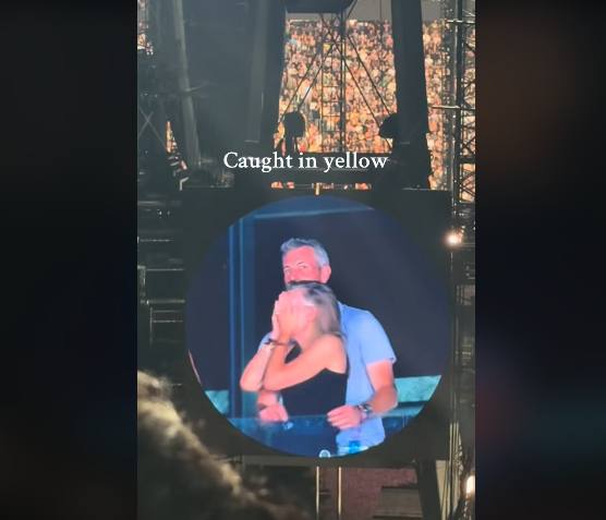 Andy Byron y Kristin Cabot son captados en la "Kiss cam" de un concierto de Coldplay, desatando una controversia en redes sociales. | Fuente: TikTok/Edwina.