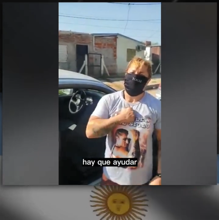 Alejandra "Locomotora" Oliveras ayudando a las comunidades durante la pandemia | Fuente: Instagram/alejandro_oliveras.ok