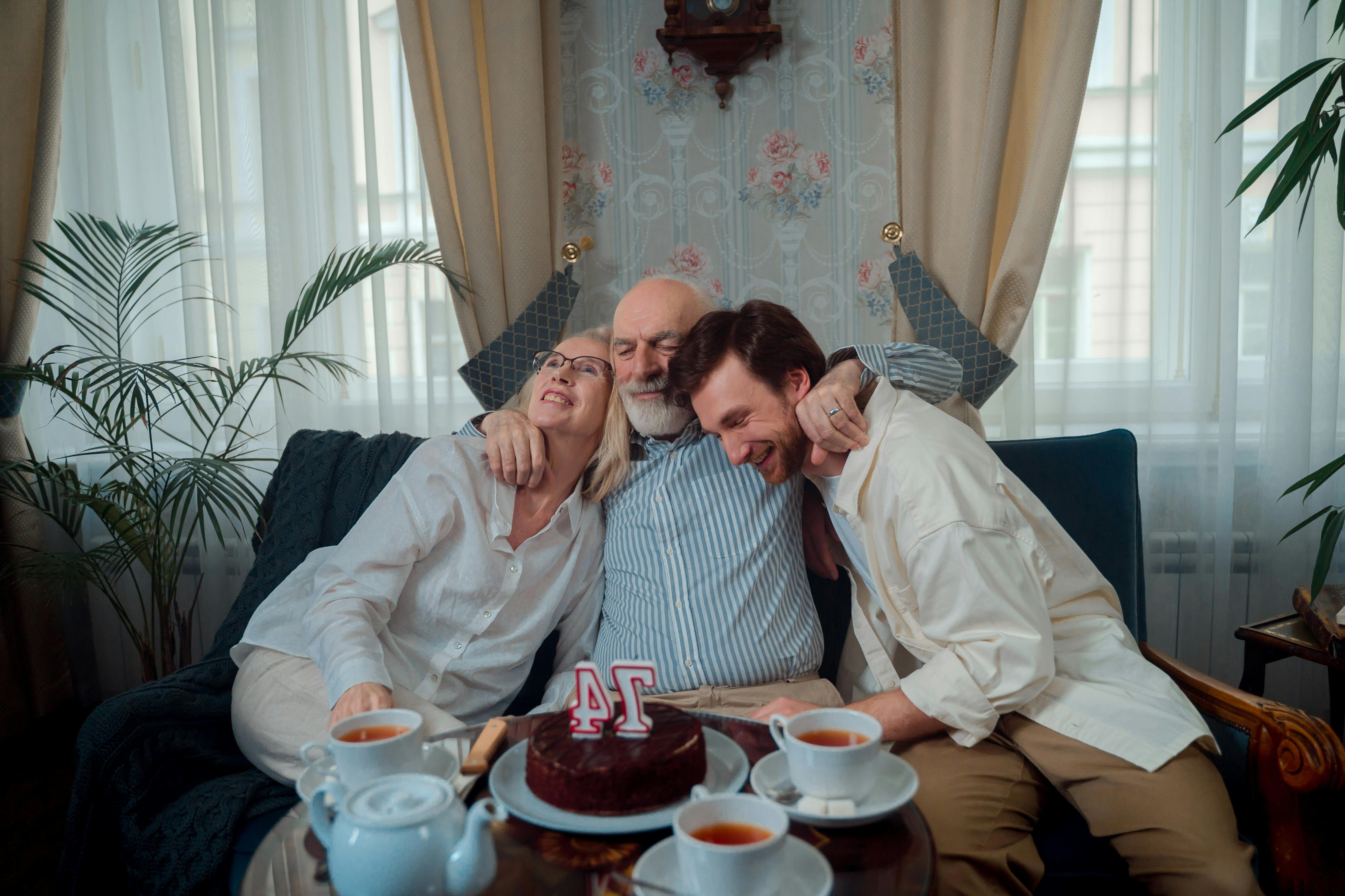 Una familia feliz | Fuente: Pexels