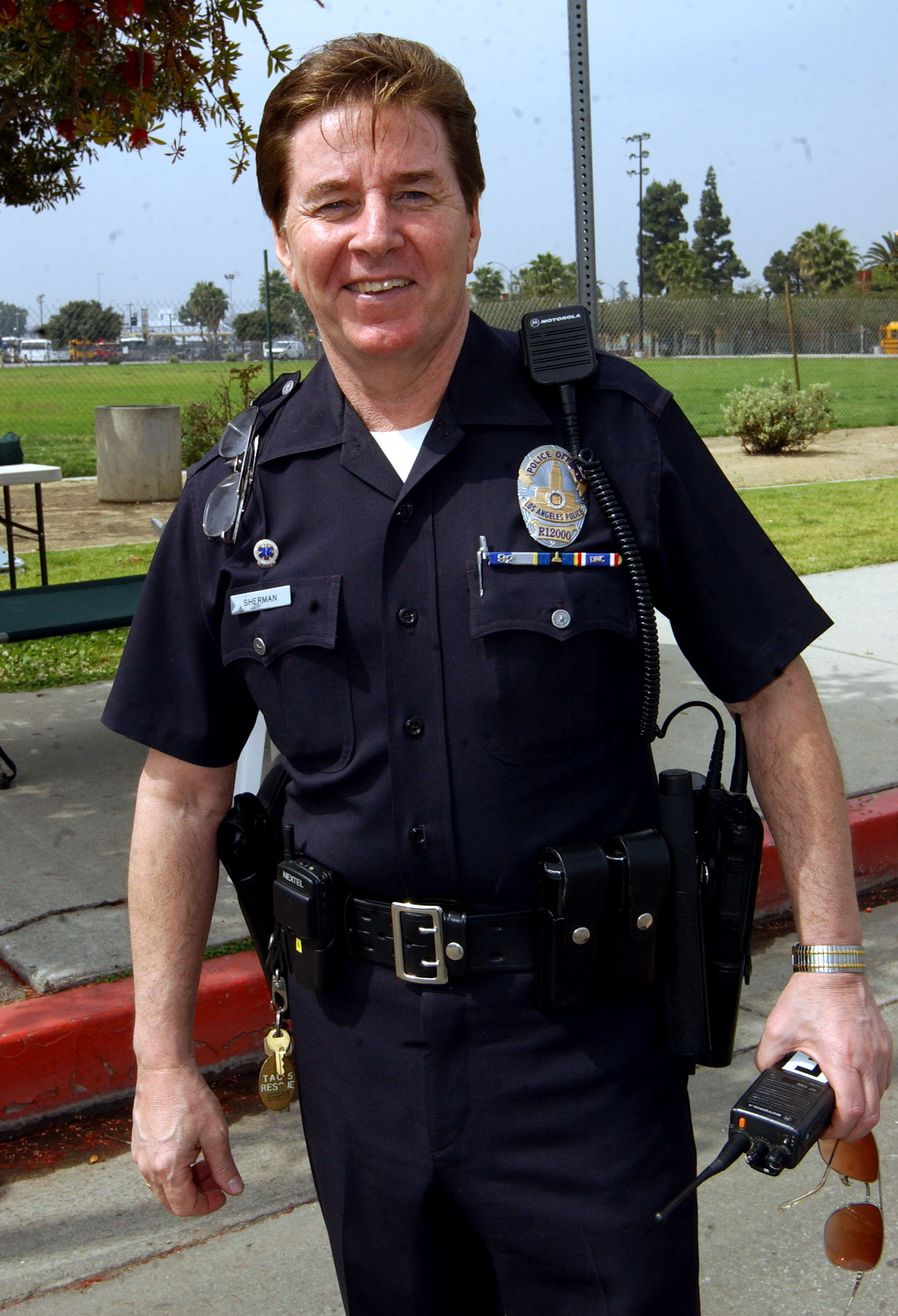 Bobby Sherman durante la 13ª Caminata/Carrera Anual Revlon Run/Walk For Women en Los Ángeles el 13 de mayo de 2006. | Fuente: Getty Images