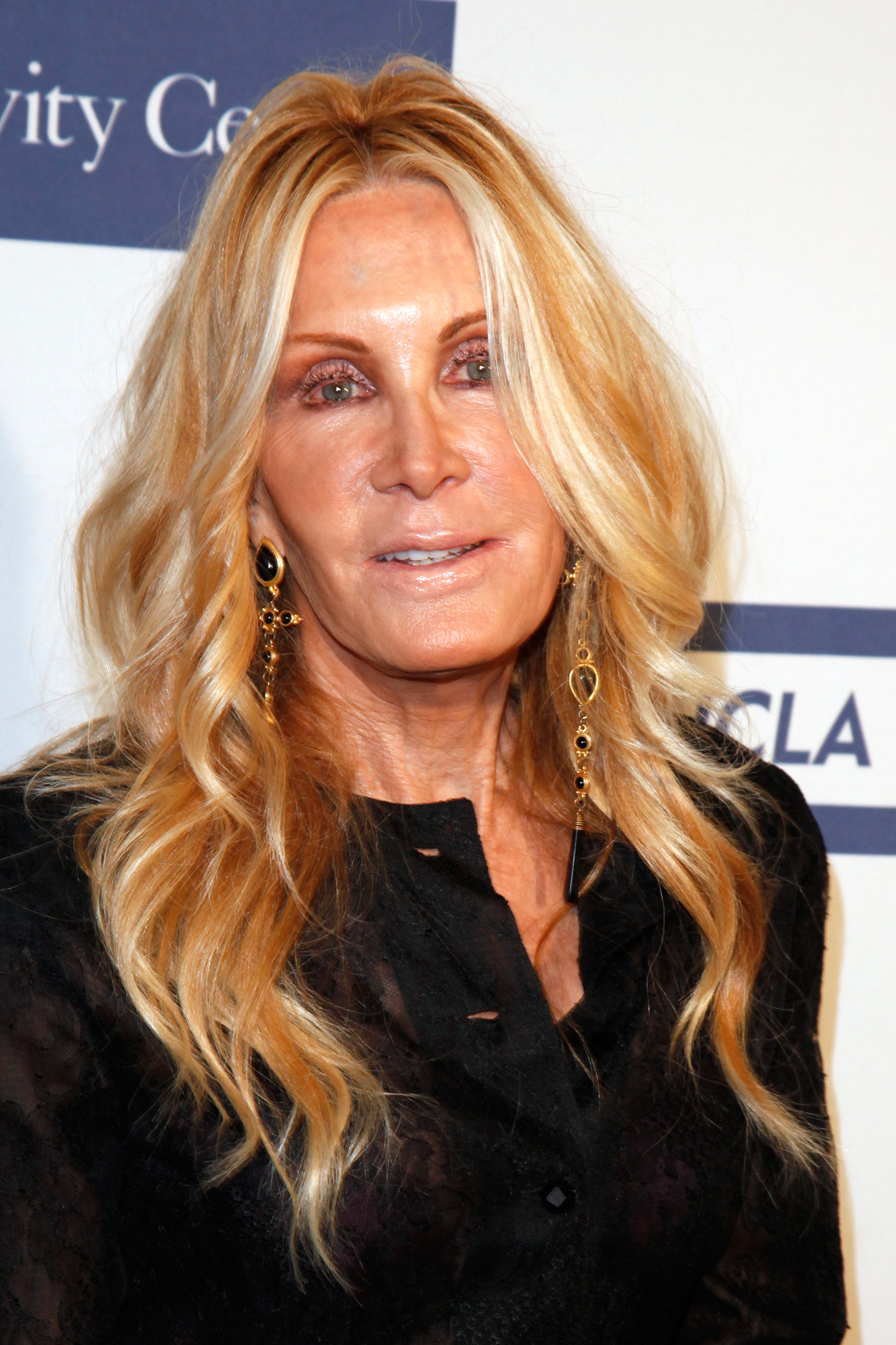 Joan Van Ark llega a la gala de los Premios Icon el 21 de mayo de 2013, en Beverly Hills, California. | Fuente: Getty Images.