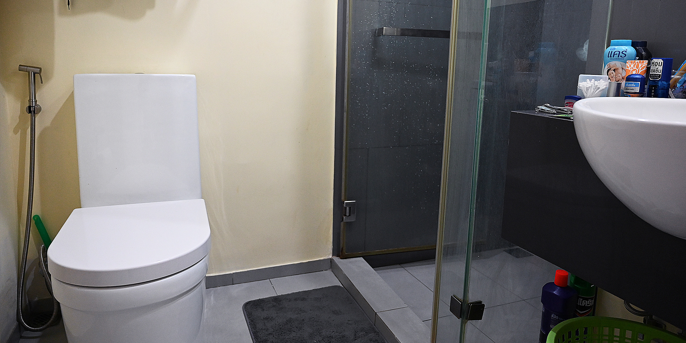 Un retrete en un cuarto de baño | Fuente: Flickr