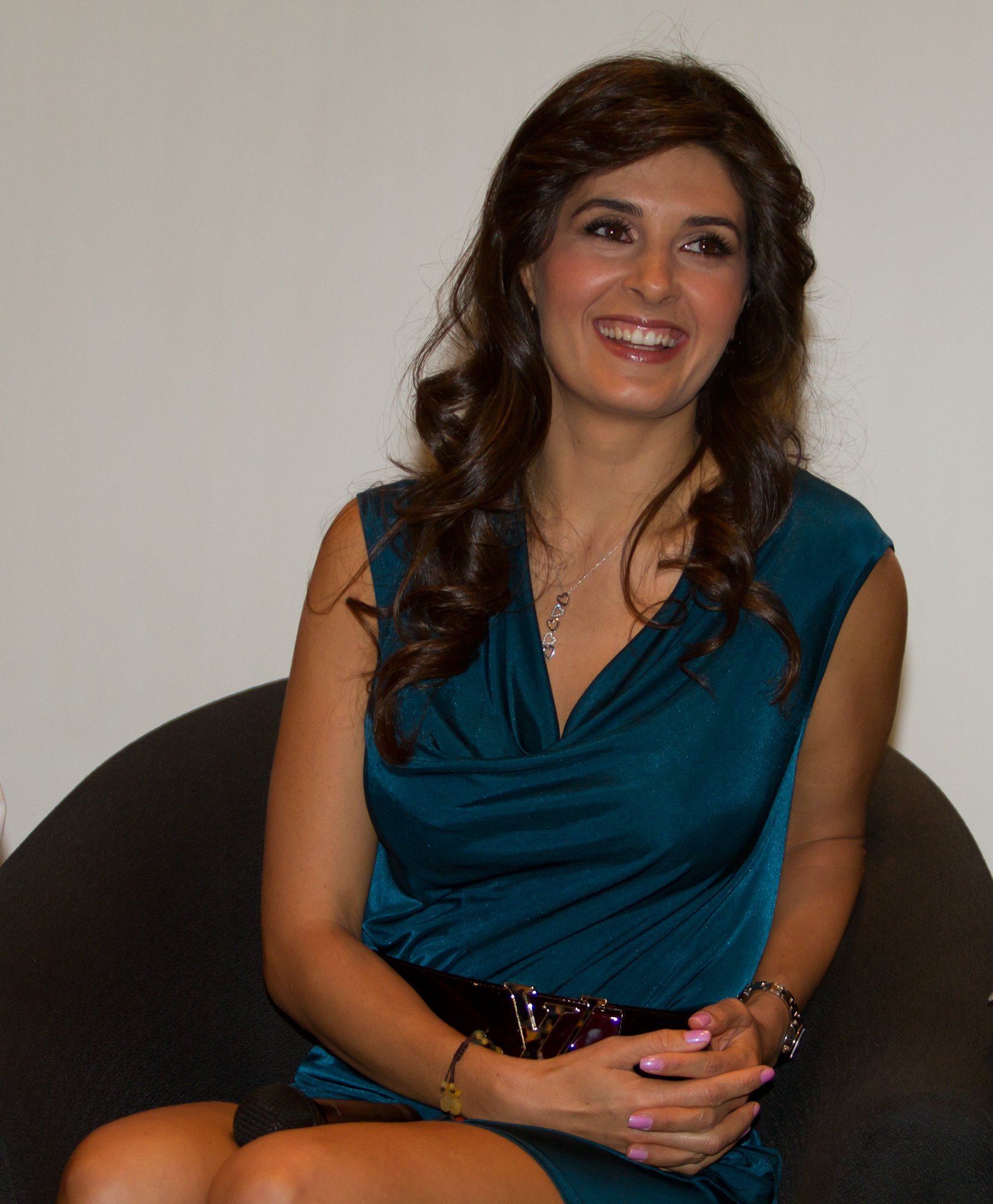 Mayrín Villanueva durante una conferencia de la telenovela Una Familia con Suerte en Televisa San Ángel el 27 de octubre de 2010 en la Ciudad de México, México. | Fuente: Getty Images