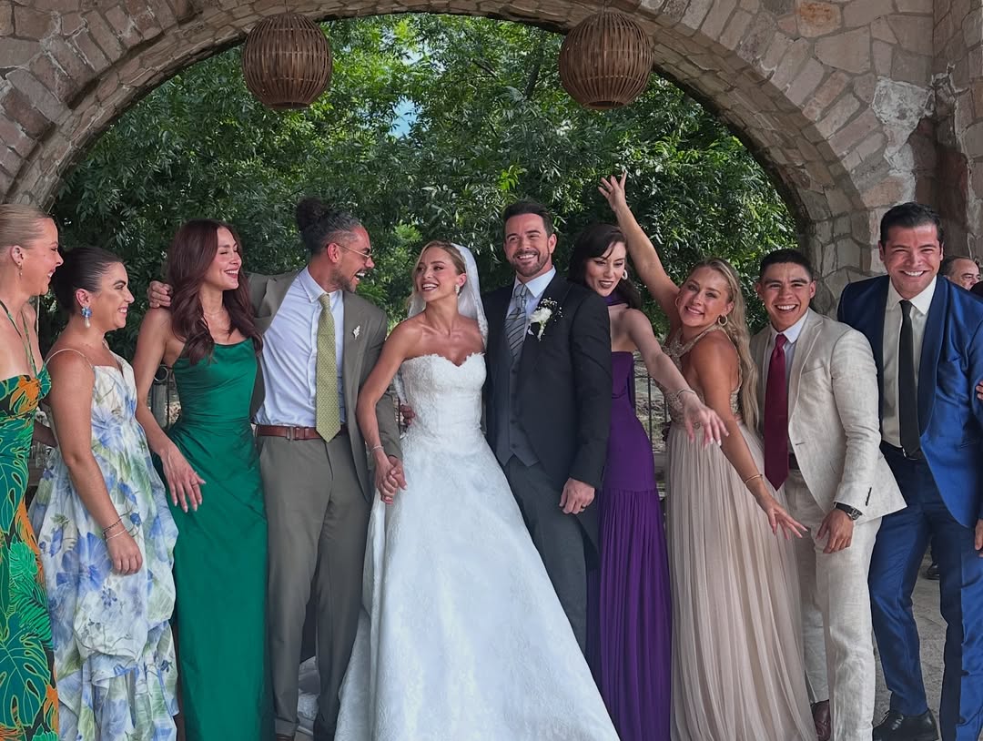 La boda de Mane de la Parra y Ligia Uriarte. | Foto: instagram.com/fersagreeb