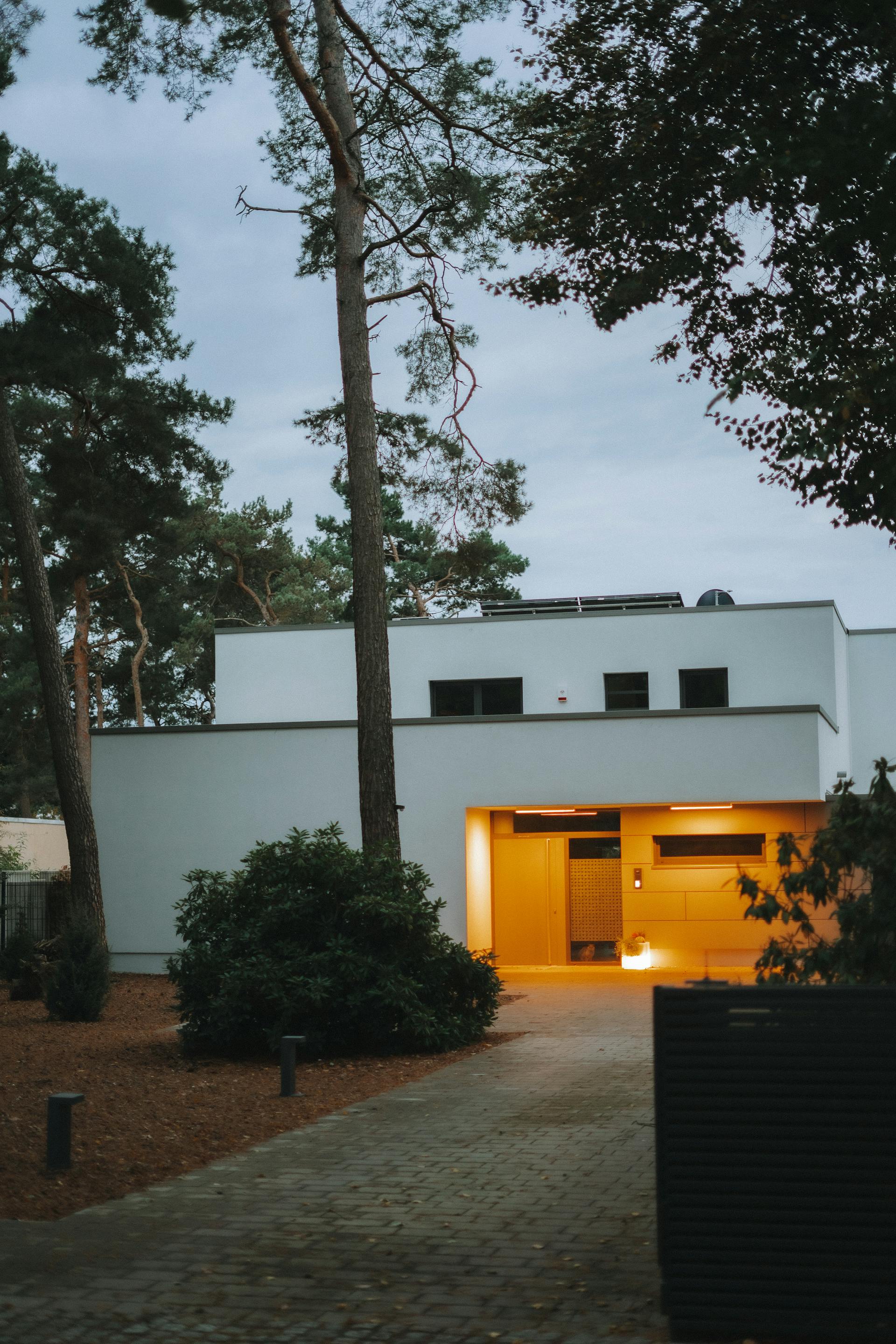 La entrada de una casa | Fuente: Pexels