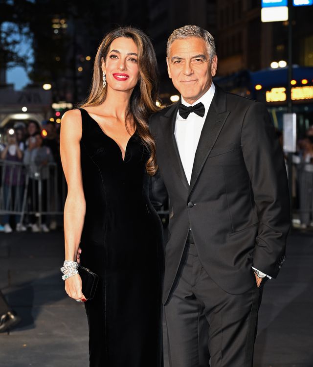 Amal y George Clooney asisten a los Premios Albie 2024 de la Clooney Foundation For Justice en Nueva York el 26 de septiembre de 2024 | Fuente: Getty Images