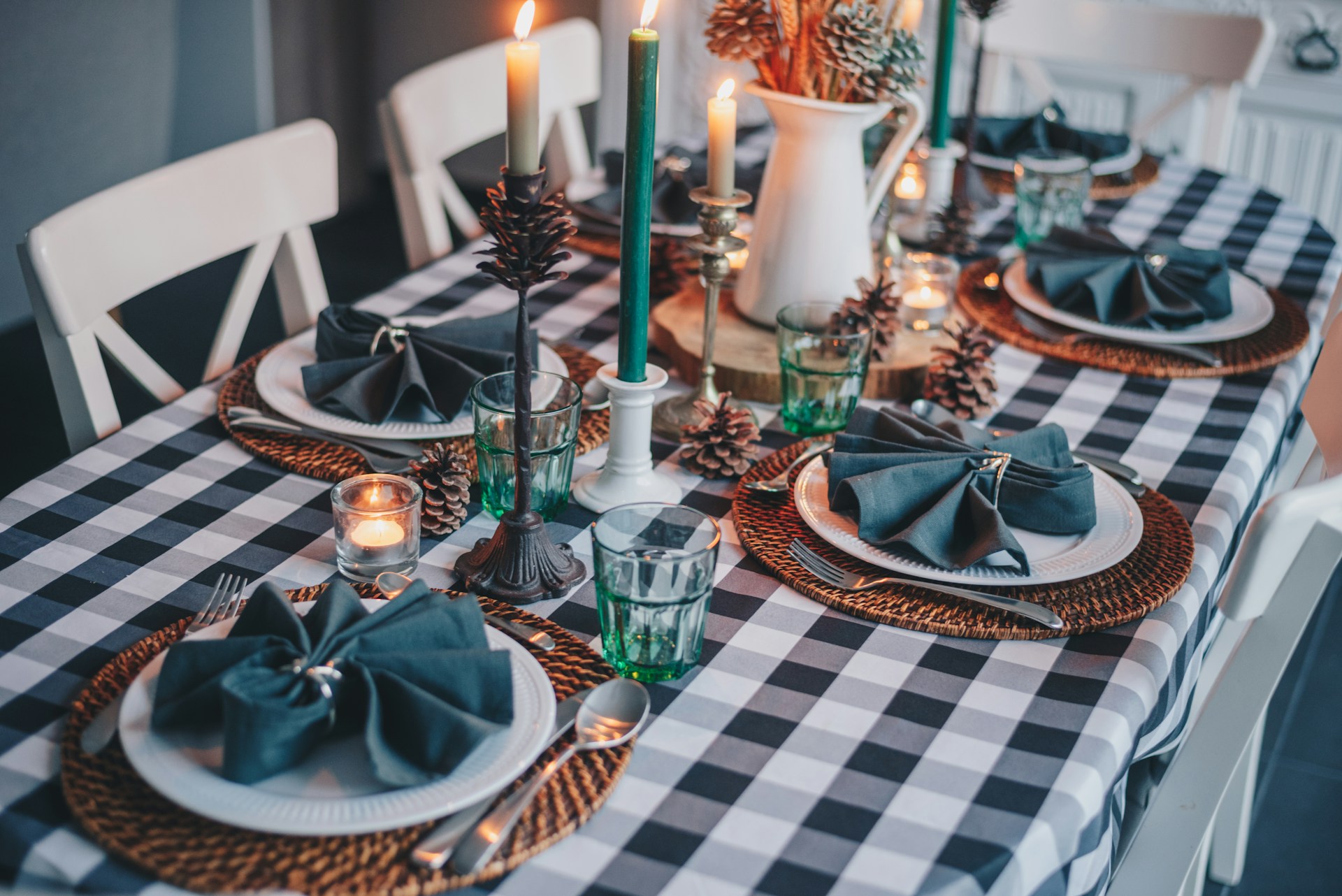 Una mesa de comedor | Fuente: Unsplash