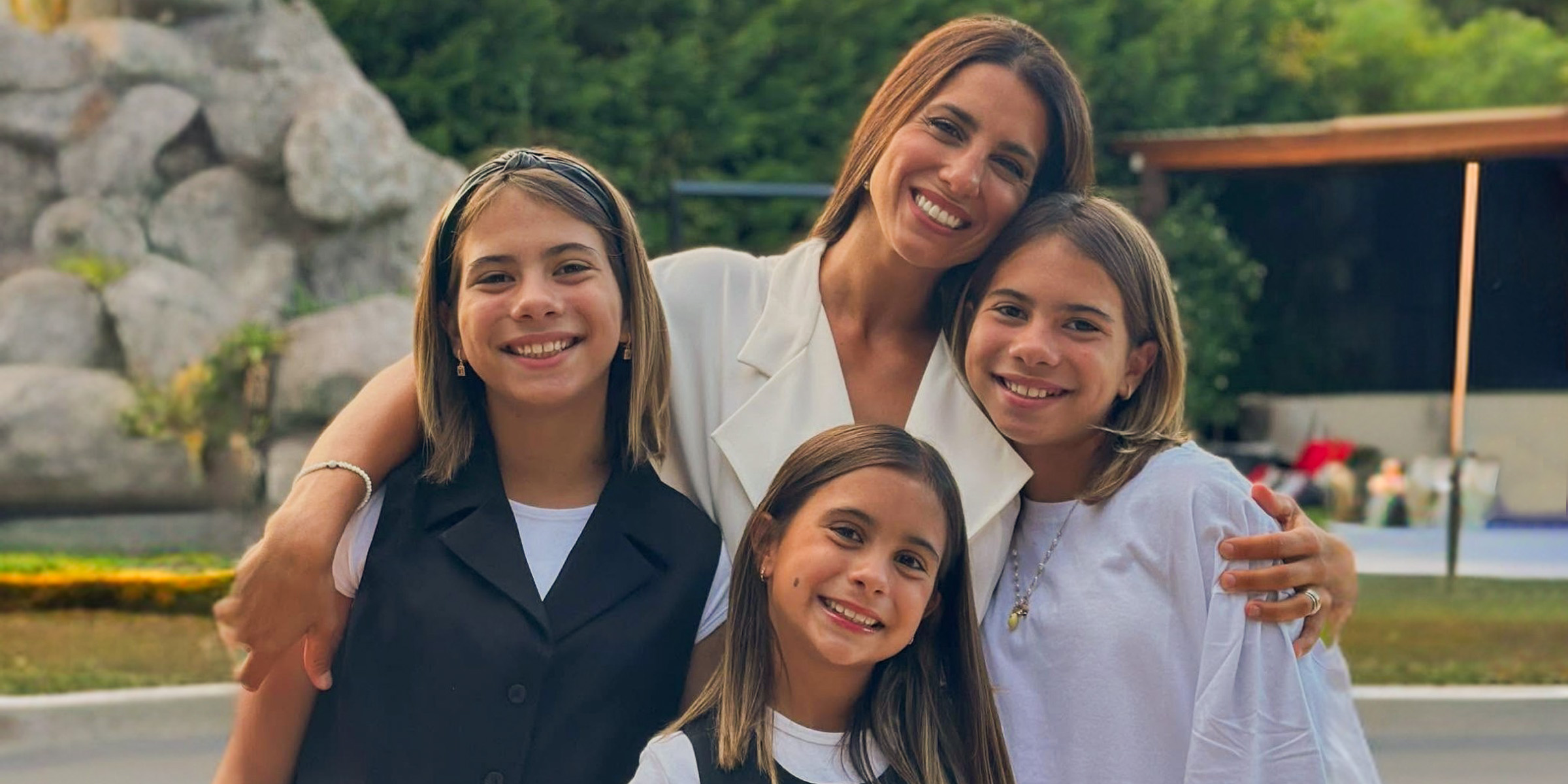 Cinthia Fernández junto a sus hijas. | Fuente: Instagram/instagram.com/cinthia_fernandez