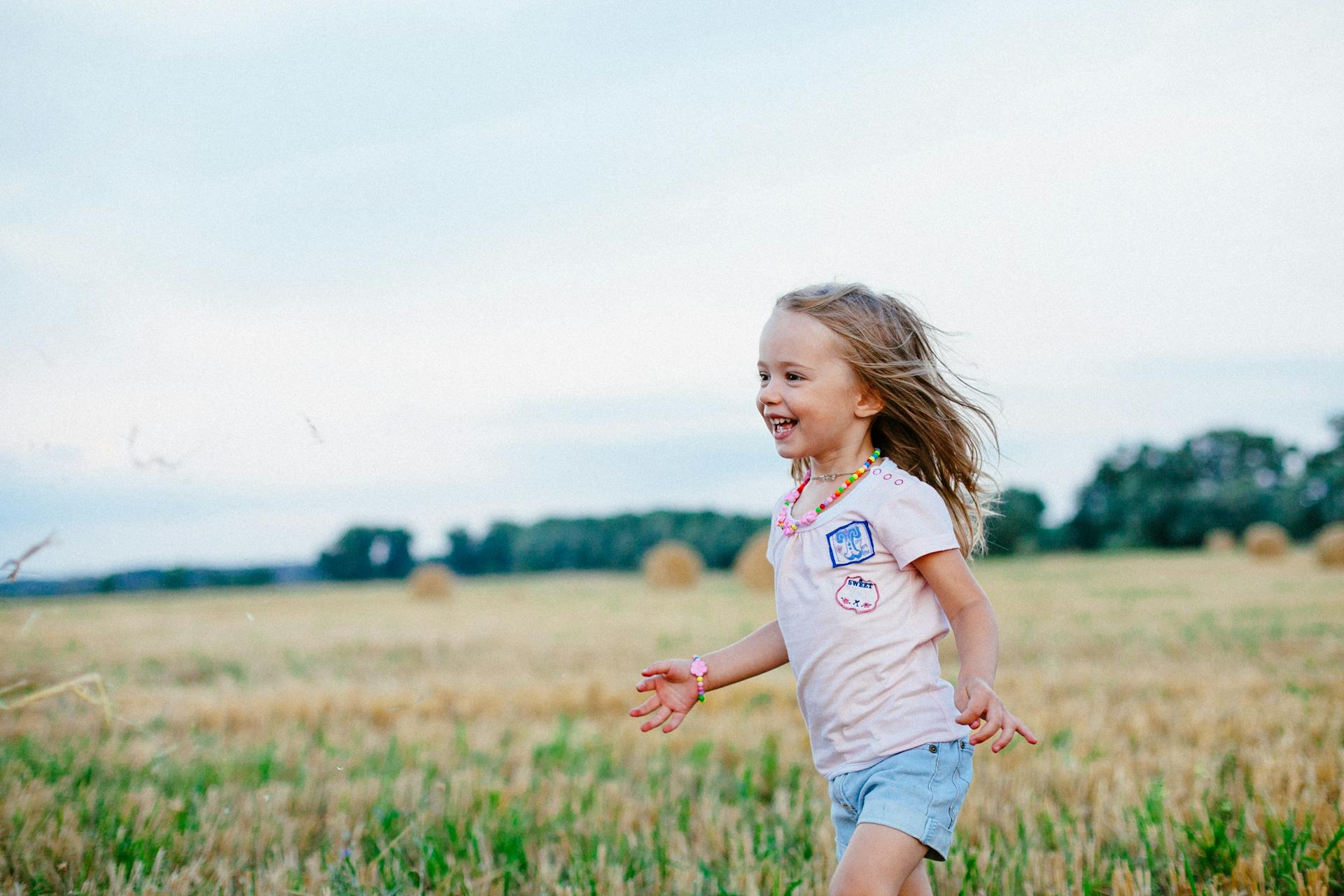 Una niña | Fuente: Pexels