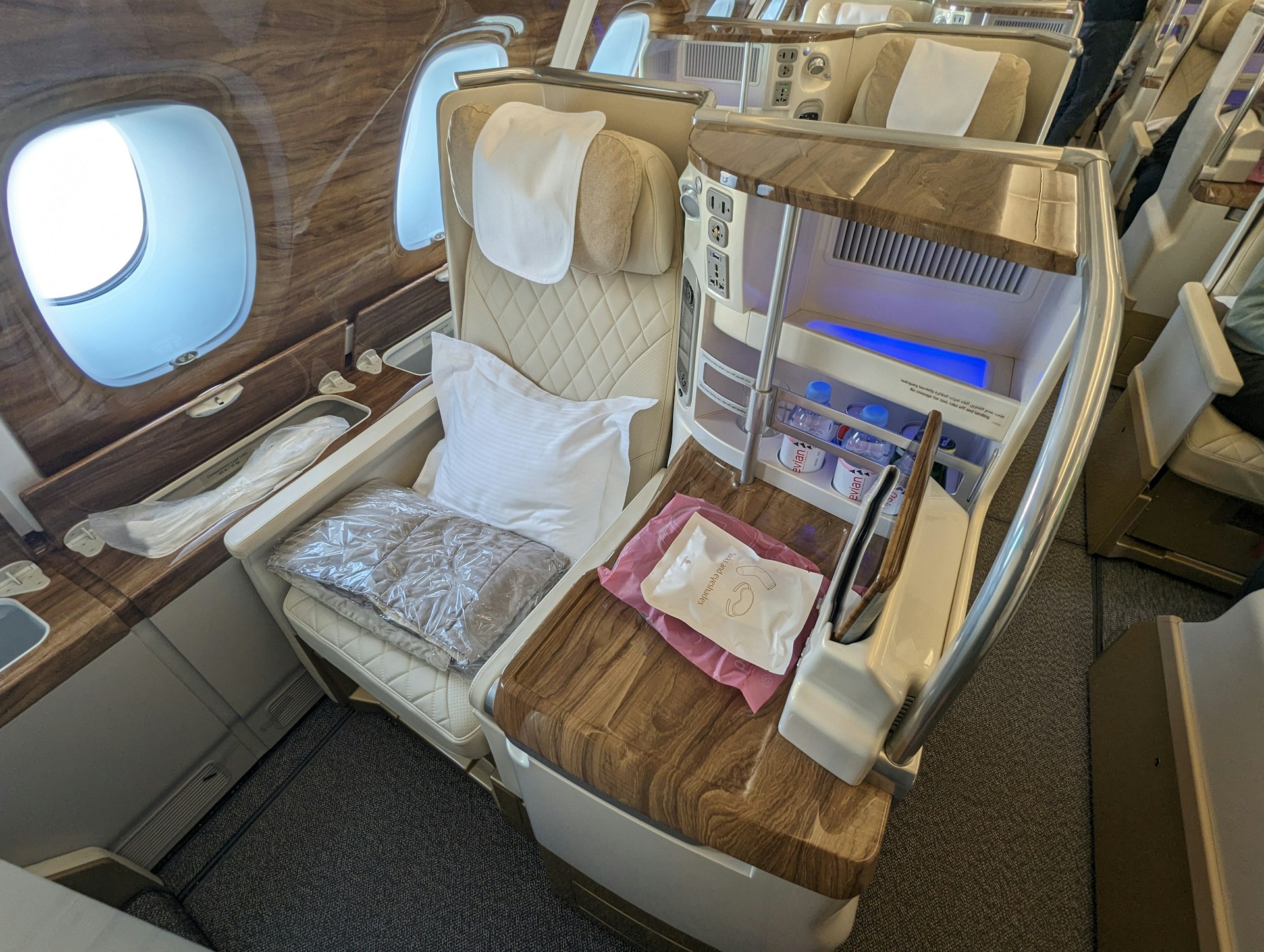 Una cabina vacía en un avión | Fuente: Unsplash