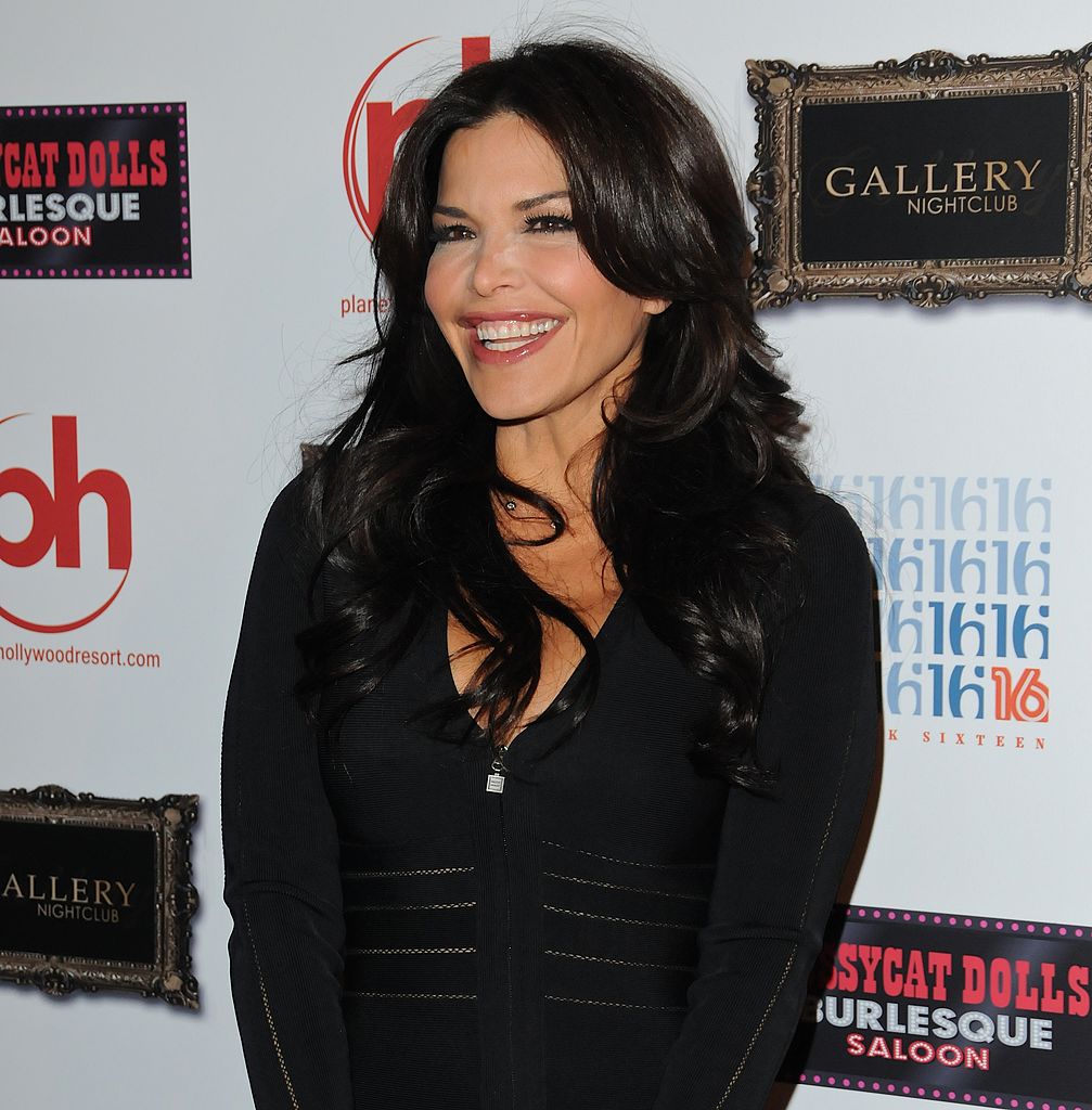 Lauren Sánchez y su familia llegan al octavo evento benéfico anual Stuart House, organizado por John Varvatos, en la boutique John Varvatos el 13 de marzo de 2011 en West Hollywood, California.