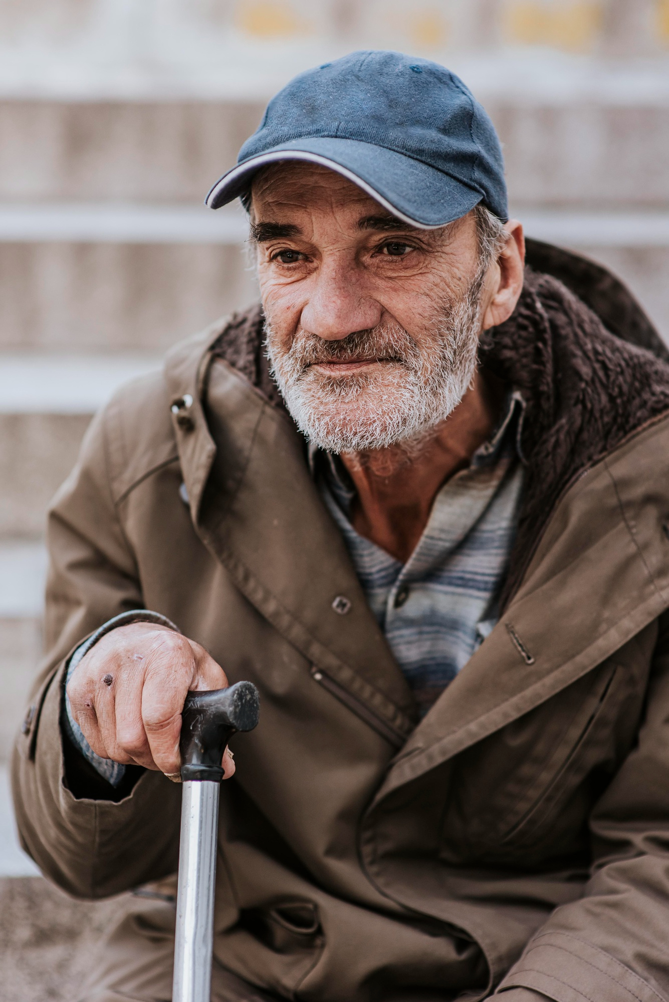 Un hombre frágil | Fuente: Freepik