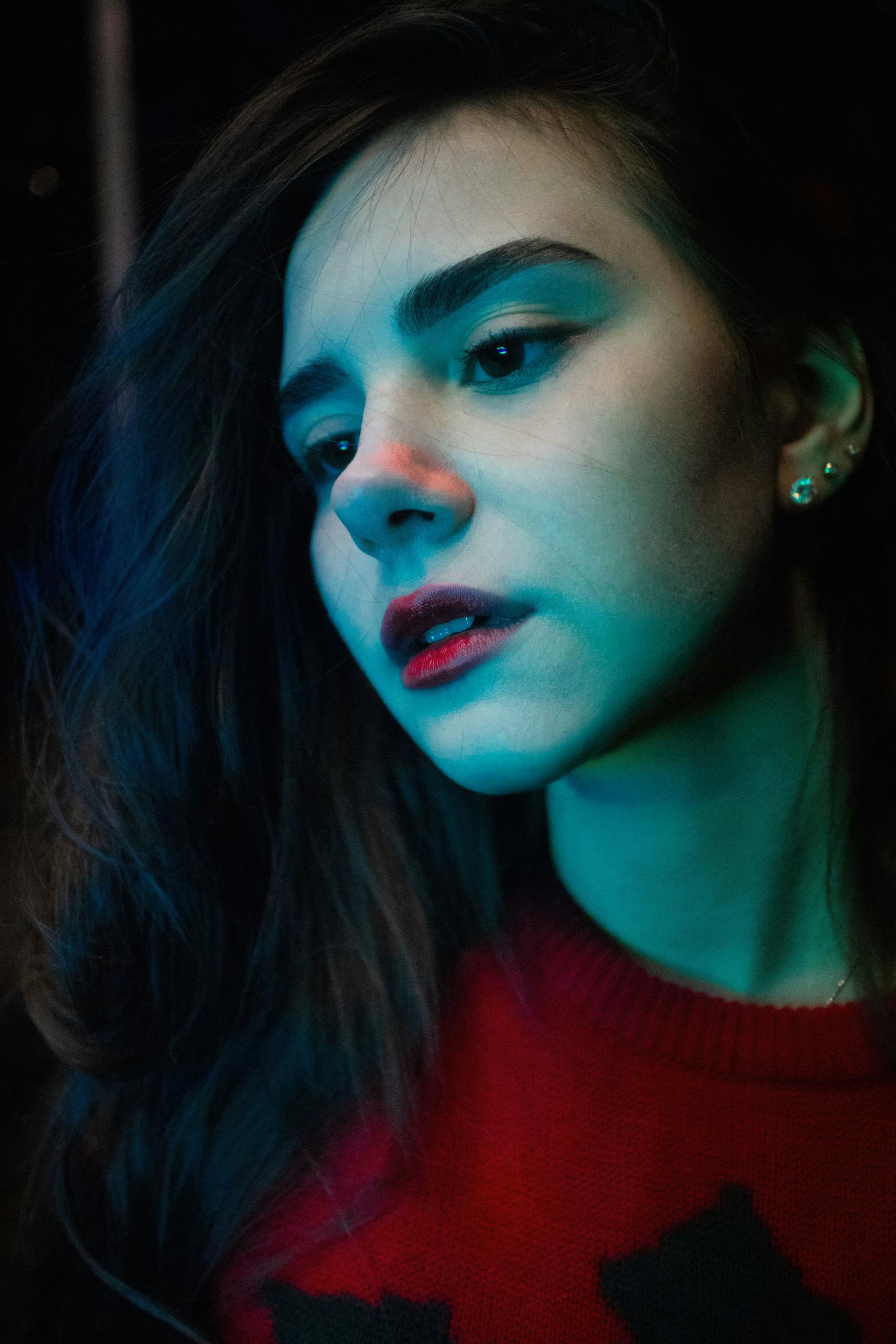 Una mujer aturdida | Fuente: Pexels