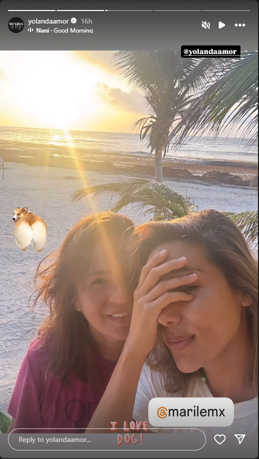 Yolanda Andrade junto a su hermana. | Foto: instagram.com/yolandaamor