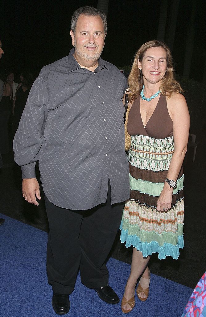 Raul de Molina y su esposa asistieron a la gala VIP de la proyección de "Poseidon" el 8 de mayo de 2006 en Miami, Florida. | Foto: Getty Images