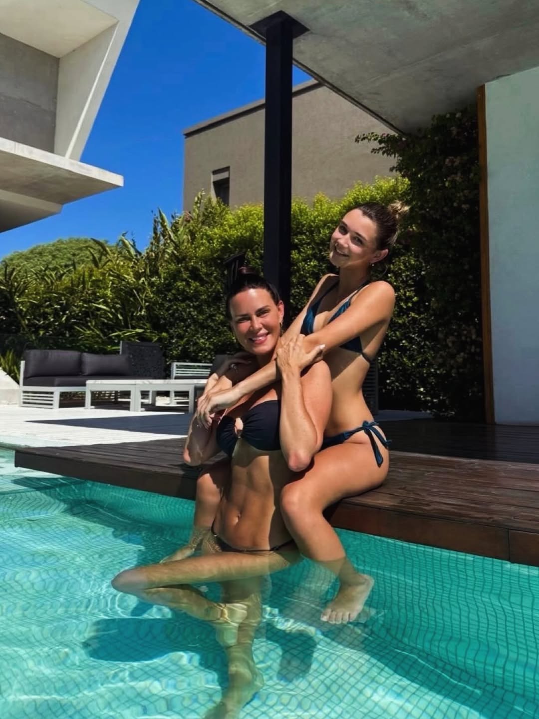 Natalie Weber con su hija, Mía| Fuente: Instagram/nannitaweber