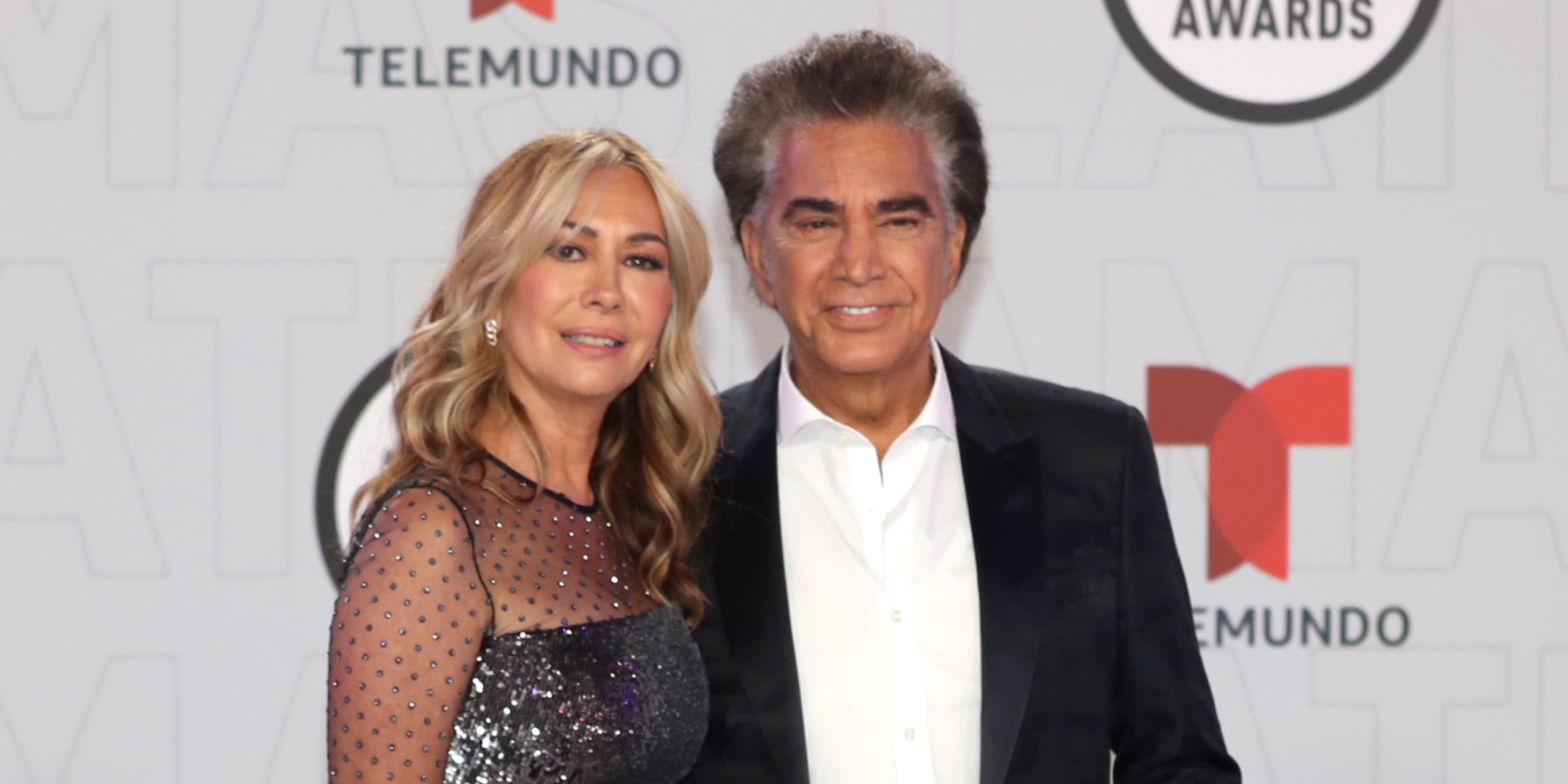 Carolina Pérez y José Luis Rodríguez "El Puma" | Fuente: Getty Images