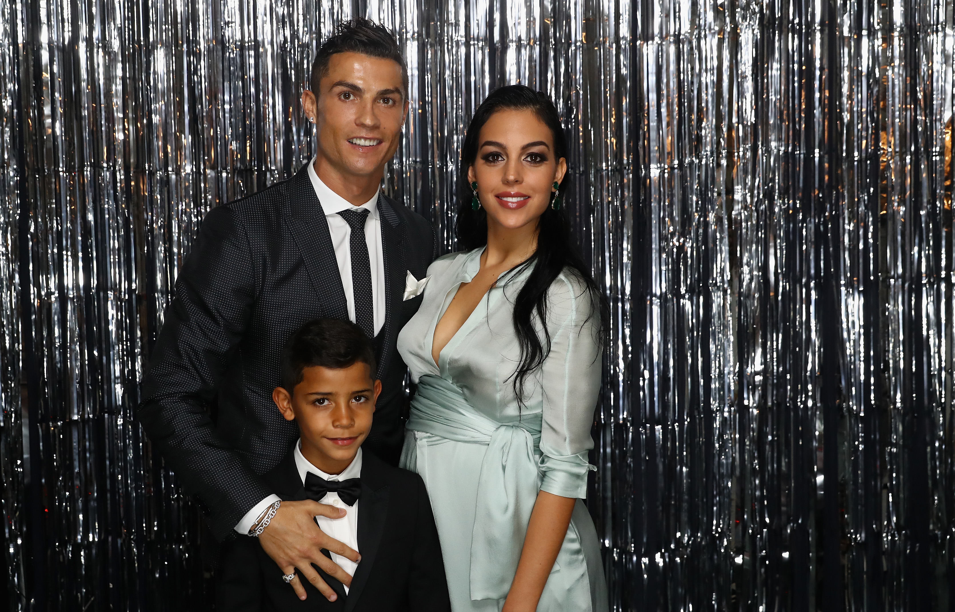 Cristiano Ronaldo, Georgina Rodríguez y Cristiano Ronaldo Jr. | Fuente: Getty Images.