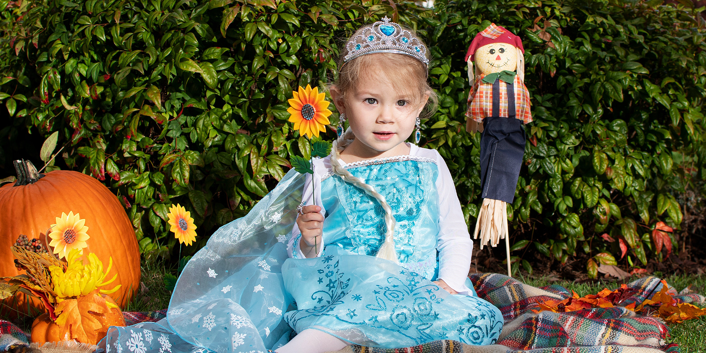 Una niña disfrazada para Halloween | Fuente: Shutterstock