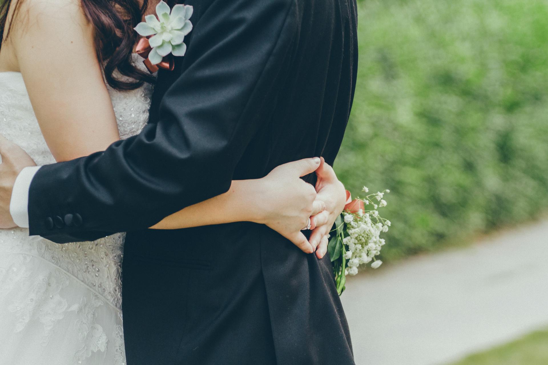 Una pareja el día de su boda | Fuente: Pexels