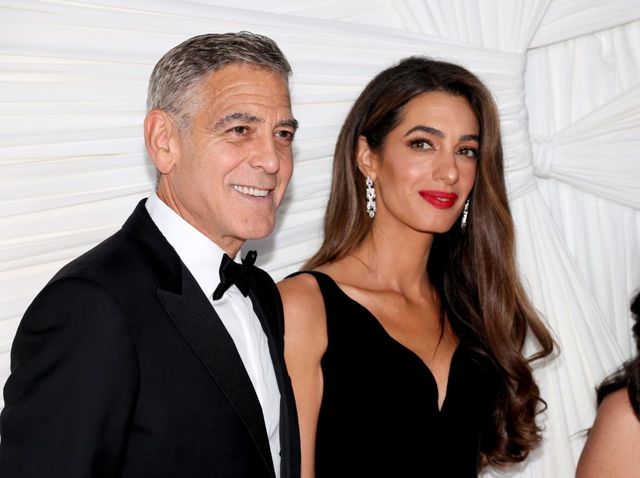 George y Amal Clooney asisten a los Premios Albie 2024 de la Clooney Foundation For Justice en Nueva York el 26 de septiembre de 2024 | Fuente: Getty Images