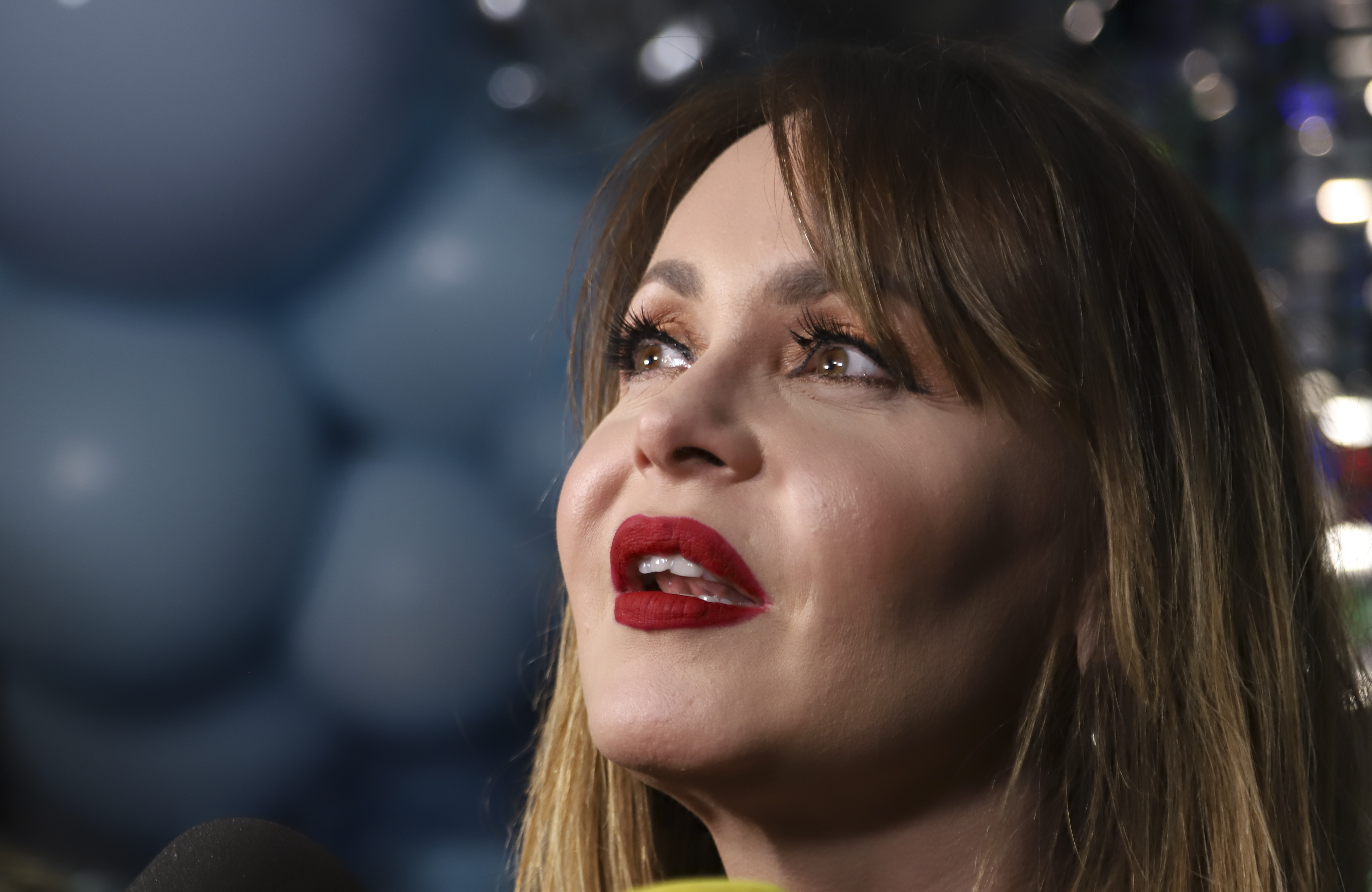 Gabriela Spanic habla con los medios durante la inauguración de la Clínica DG Iztacalco el 17 de junio de 2021 en la Ciudad de México, México. | Fuente: Getty Images