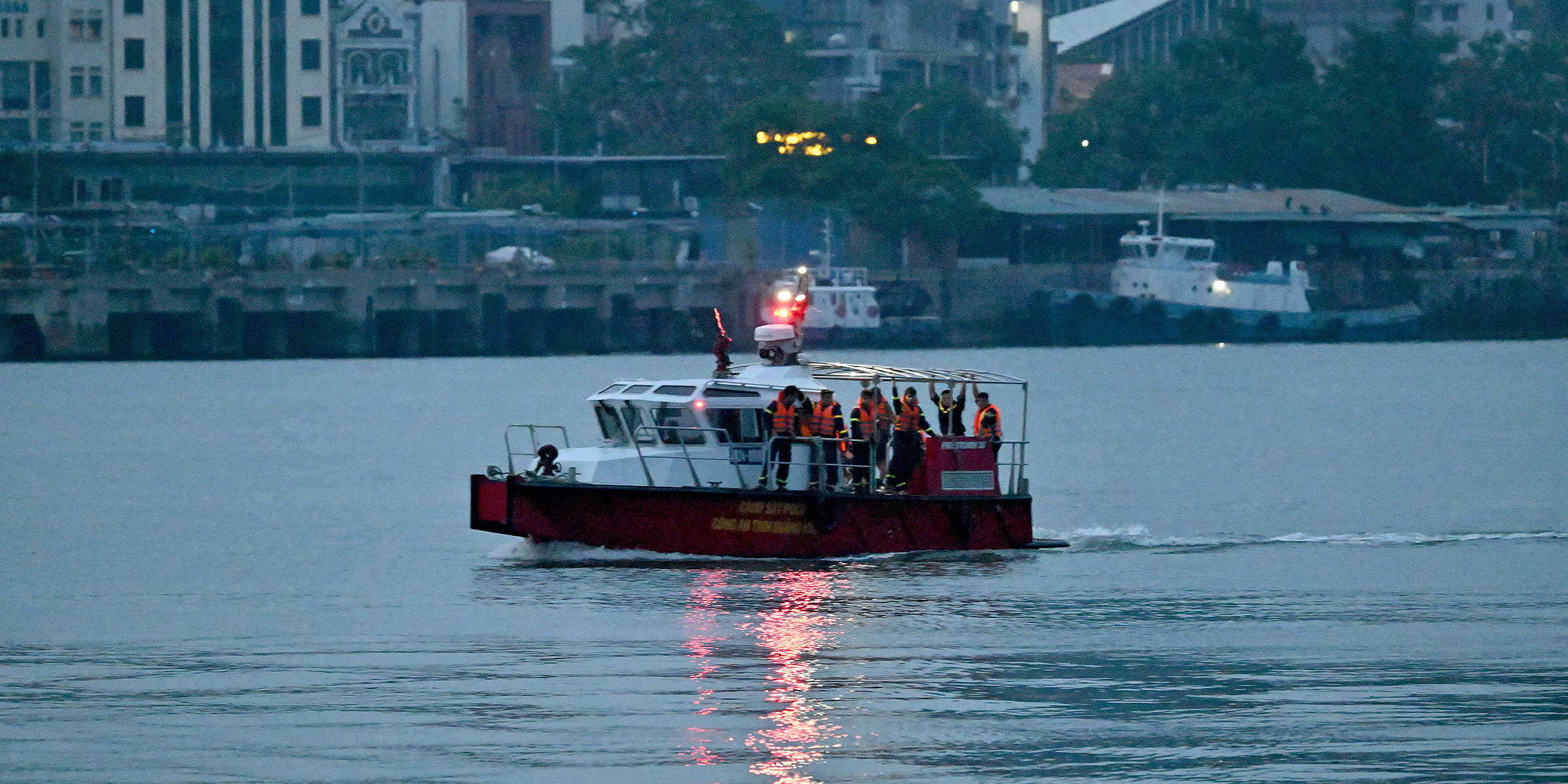 Naufragio de un barco turístico en la bahía de Ha Long | Fuente: Getty Images