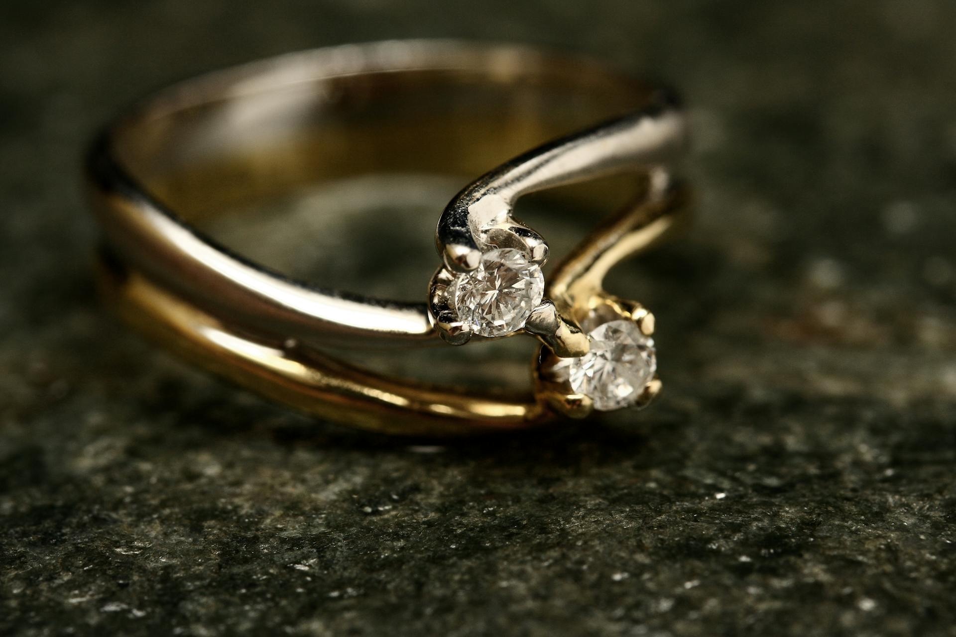 Un anillo | Fuente: Pexels